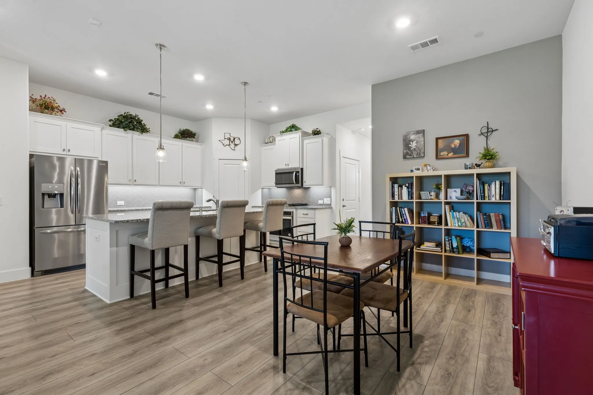 Townhouse For Sale in Denton County , 3931 Marigold Lane, Prosper, Texas 75078, 2 Bedroom, 2 Bathroom, 2 Garage spaces, 1,366 Sqft, built in 2021, mls#21337109, Real Estate Agent in Prosper, Homes For Sale in Denton county, Homes For Sale in Prosper, Realtor in Prosper Texas, Real Estate Brokerage Independent Realty Texas, Luminita Cordes Realtor