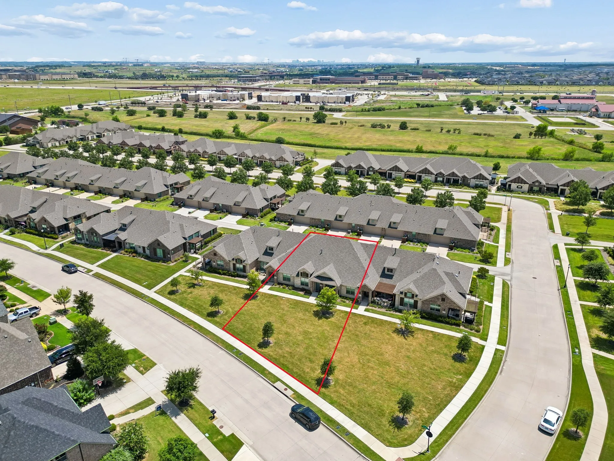 Townhouse For Sale in Denton County , 3931 Marigold Lane, Prosper, Texas 75078, 2 Bedroom, 2 Bathroom, 2 Garage spaces, 1,366 Sqft, built in 2021, mls#21337109, Real Estate Agent in Prosper, Homes For Sale in Denton county, Homes For Sale in Prosper, Realtor in Prosper Texas, Real Estate Brokerage Independent Realty Texas, Luminita Cordes Realtor