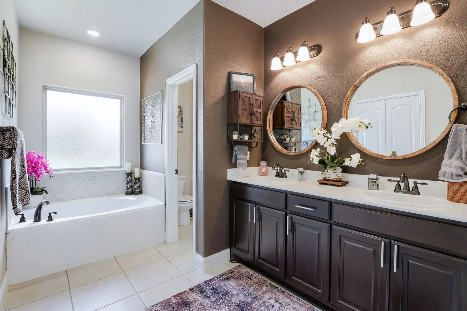Single Family Residence For Sale in Rockwall County , 211 Gardenia Drive, Royse City, Texas 75189, 4 Bedroom, 3 Bathroom, 3 Garage spaces, 2,136 Sqft, built in 2019, mls#21339534, Real Estate Agent in Royse City, Homes For Sale in Rockwall county, Homes For Sale in Royse City, Realtor in Royse City Texas, Real Estate Brokerage Independent Realty Texas, Luminita Cordes Realtor