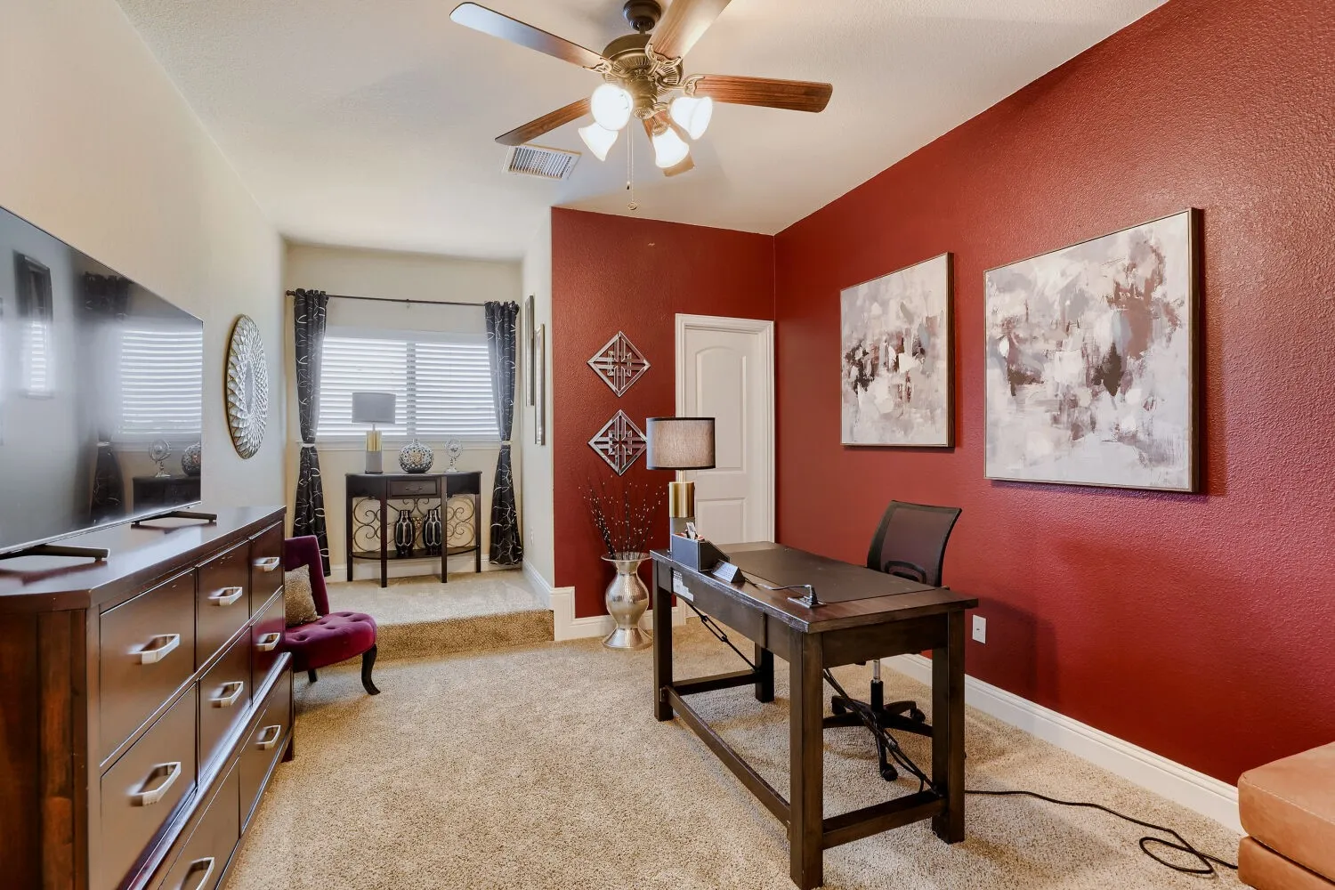 Single Family Residence For Sale in Rockwall County , 211 Gardenia Drive, Royse City, Texas 75189, 4 Bedroom, 3 Bathroom, 3 Garage spaces, 2,136 Sqft, built in 2019, mls#21339534, Real Estate Agent in Royse City, Homes For Sale in Rockwall county, Homes For Sale in Royse City, Realtor in Royse City Texas, Real Estate Brokerage Independent Realty Texas, Luminita Cordes Realtor