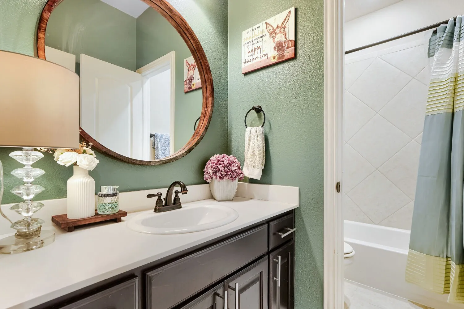 Single Family Residence For Sale in Rockwall County , 211 Gardenia Drive, Royse City, Texas 75189, 4 Bedroom, 3 Bathroom, 3 Garage spaces, 2,136 Sqft, built in 2019, mls#21339534, Real Estate Agent in Royse City, Homes For Sale in Rockwall county, Homes For Sale in Royse City, Realtor in Royse City Texas, Real Estate Brokerage Independent Realty Texas, Luminita Cordes Realtor
