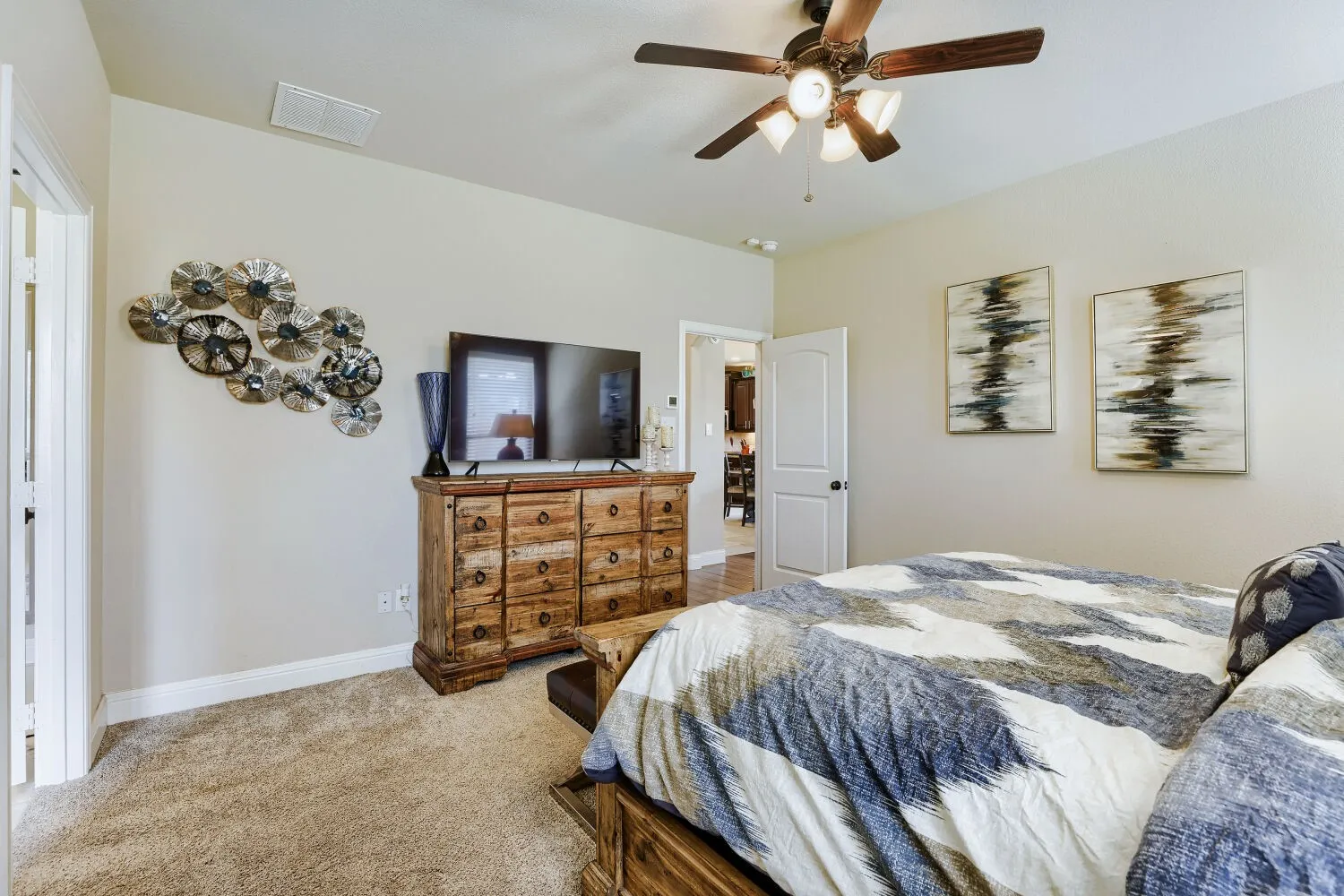 Single Family Residence For Sale in Rockwall County , 211 Gardenia Drive, Royse City, Texas 75189, 4 Bedroom, 3 Bathroom, 3 Garage spaces, 2,136 Sqft, built in 2019, mls#21339534, Real Estate Agent in Royse City, Homes For Sale in Rockwall county, Homes For Sale in Royse City, Realtor in Royse City Texas, Real Estate Brokerage Independent Realty Texas, Luminita Cordes Realtor