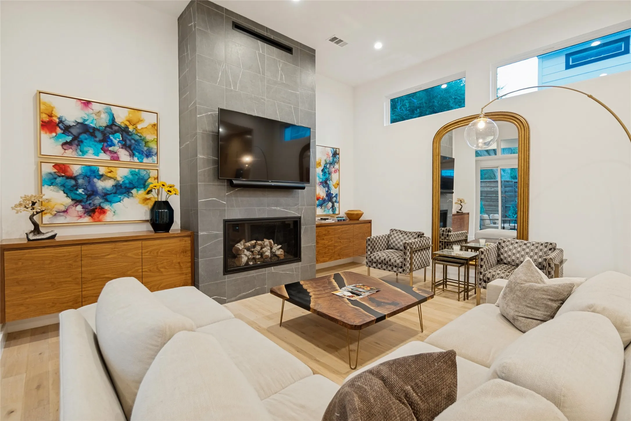 Single Family Residence For Sale in Dallas County , 8610 Angora Street, Dallas, Texas 75218, 4 Bedroom, 4 Bathroom, 2 Garage spaces, 3,277 Sqft, built in 2021, mls#21336142, Real Estate Agent in Dallas, Homes For Sale in Dallas county, Homes For Sale in Dallas, Realtor in Dallas Texas, Real Estate Brokerage Independent Realty Texas, Luminita Cordes Realtor