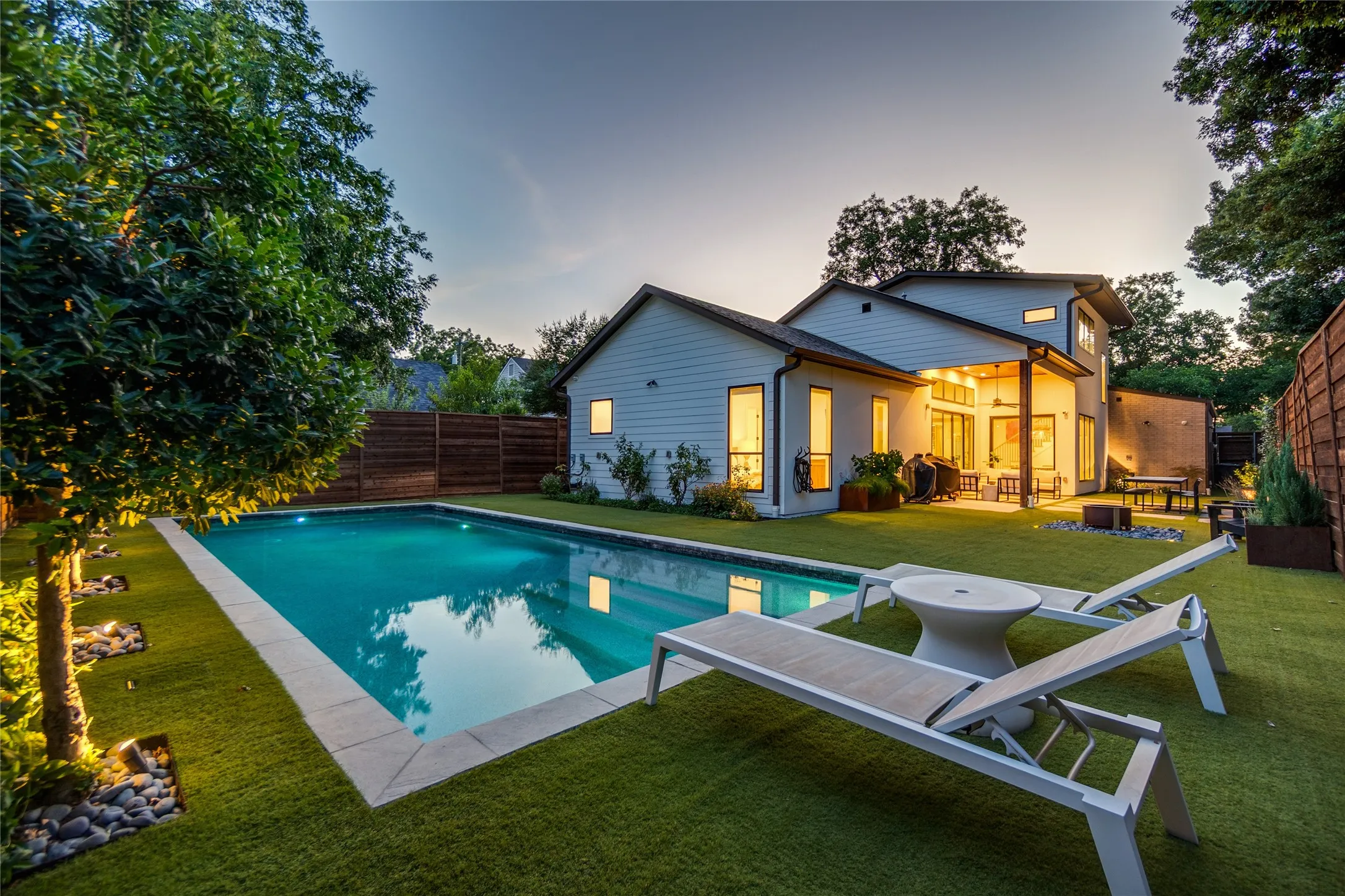 Single Family Residence For Sale in Dallas County , 8610 Angora Street, Dallas, Texas 75218, 4 Bedroom, 4 Bathroom, 2 Garage spaces, 3,277 Sqft, built in 2021, mls#21336142, Real Estate Agent in Dallas, Homes For Sale in Dallas county, Homes For Sale in Dallas, Realtor in Dallas Texas, Real Estate Brokerage Independent Realty Texas, Luminita Cordes Realtor