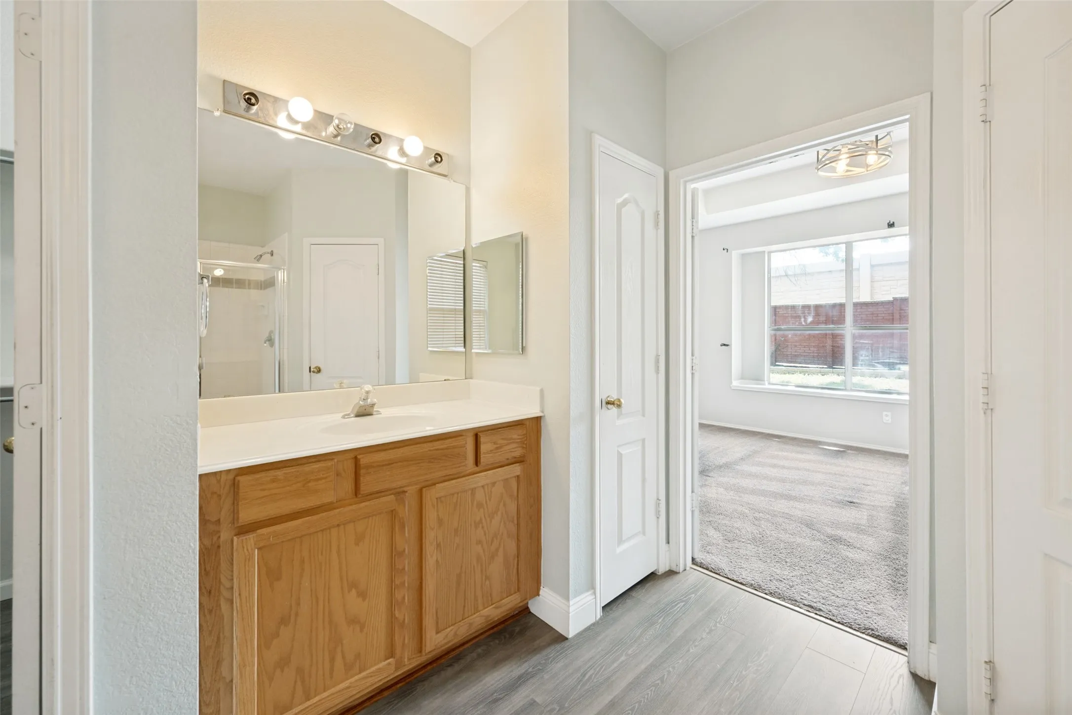 Single Family Residence For Rent in Tarrant County , 4849 Gloucester Drive, Grand Prairie, Texas 75052, 3 Bedroom, 2 Bathroom, 2 Garage spaces, 2,012 Sqft, built in 2000, mls#21340195, Real Estate Agent in Grand Prairie, Homes For Rent in Tarrant county, Homes For Rent in Grand Prairie, Realtor in Grand Prairie Texas, Real Estate Brokerage Independent Realty Texas, Luminita Cordes Realtor