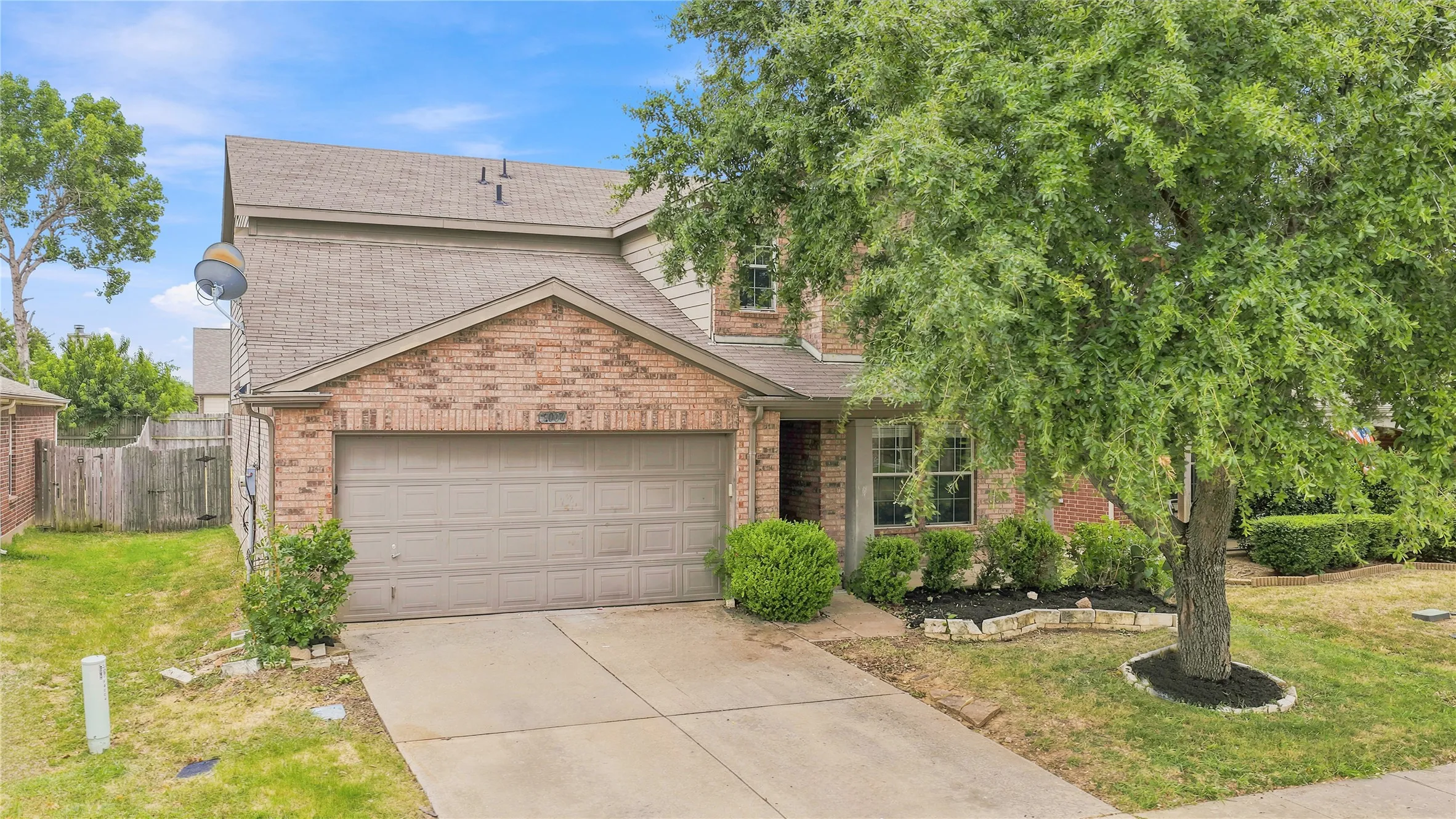 Single Family Residence For Sale in Denton County , 9000 King Ranch Drive, Cross Roads, Texas 76227, 5 Bedroom, 2 Bathroom, 2 Garage spaces, 2,512 Sqft, built in 2004, mls#21340197, Real Estate Agent in Cross Roads, Homes For Sale in Denton county, Homes For Sale in Cross Roads, Realtor in Cross Roads Texas, Real Estate Brokerage Independent Realty Texas, Luminita Cordes Realtor