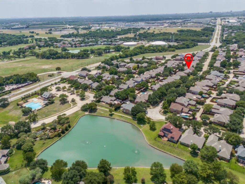 Single Family Residence For Sale in Dallas County , 530 Weeping Willow Road, Garland, Texas 75044, 5 Bedroom, 4 Bathroom, 2 Garage spaces, 4,086 Sqft, built in 2000, mls#21339229, Real Estate Agent in Garland, Homes For Sale in Dallas county, Homes For Sale in Garland, Realtor in Garland Texas, Real Estate Brokerage Independent Realty Texas, Luminita Cordes Realtor