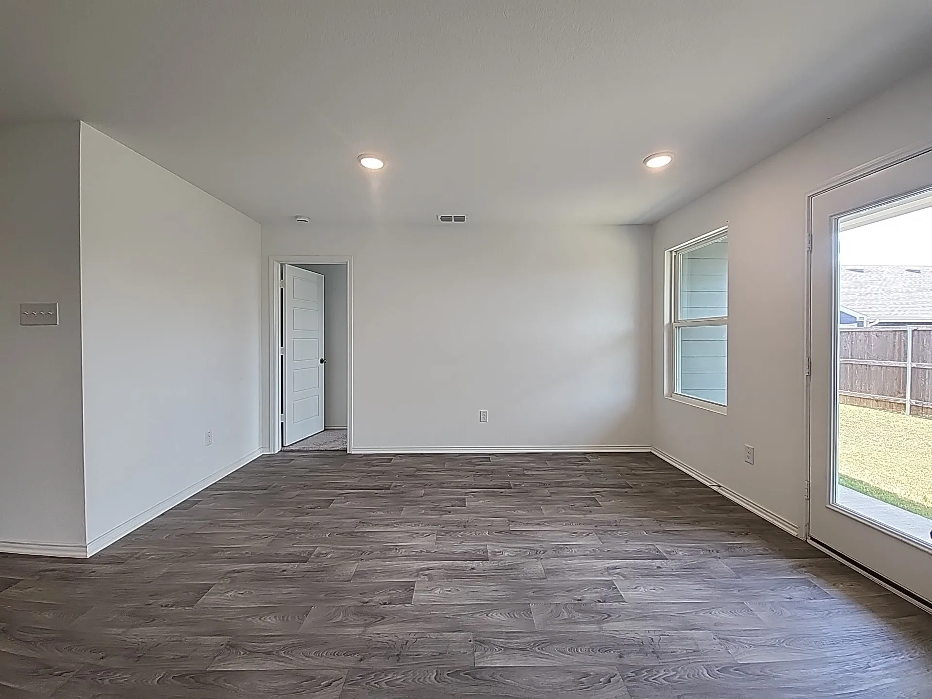 Single Family Residence For Sale in Johnson County , 633 Quail Meadows Drive, Cleburne, Texas 76031, 4 Bedroom, 2 Bathroom, 2 Garage spaces, 1,908 Sqft, built in 2023, mls#21340194, Real Estate Agent in Cleburne, Homes For Sale in Johnson county, Homes For Sale in Cleburne, Realtor in Cleburne Texas, Real Estate Brokerage Independent Realty Texas, Luminita Cordes Realtor