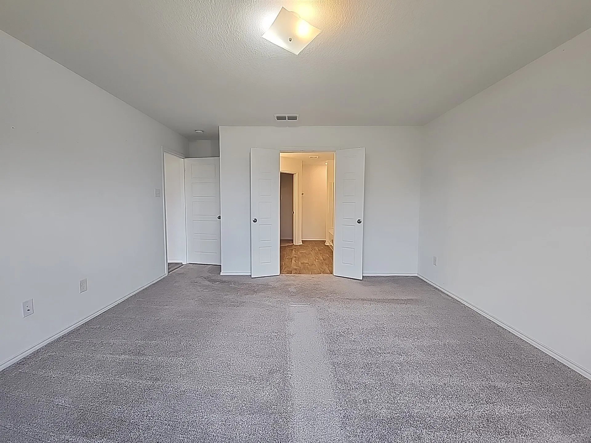 Single Family Residence For Sale in Johnson County , 633 Quail Meadows Drive, Cleburne, Texas 76031, 4 Bedroom, 2 Bathroom, 2 Garage spaces, 1,908 Sqft, built in 2023, mls#21340194, Real Estate Agent in Cleburne, Homes For Sale in Johnson county, Homes For Sale in Cleburne, Realtor in Cleburne Texas, Real Estate Brokerage Independent Realty Texas, Luminita Cordes Realtor