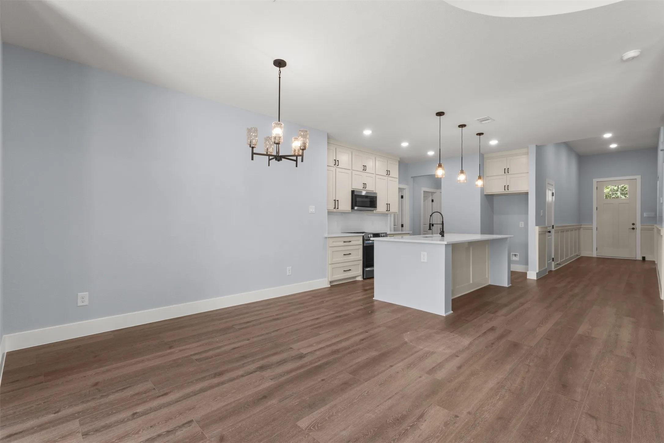 Single Family Residence For Sale in Dallas County , 2618 Seevers Avenue, Dallas, Texas 75216, 4 Bedroom, 2 Bathroom, 2 Garage spaces, 1,914 Sqft, built in 2026, mls#21340134, Real Estate Agent in Dallas, Homes For Sale in Dallas county, Homes For Sale in Dallas, Realtor in Dallas Texas, Real Estate Brokerage Independent Realty Texas, Luminita Cordes Realtor