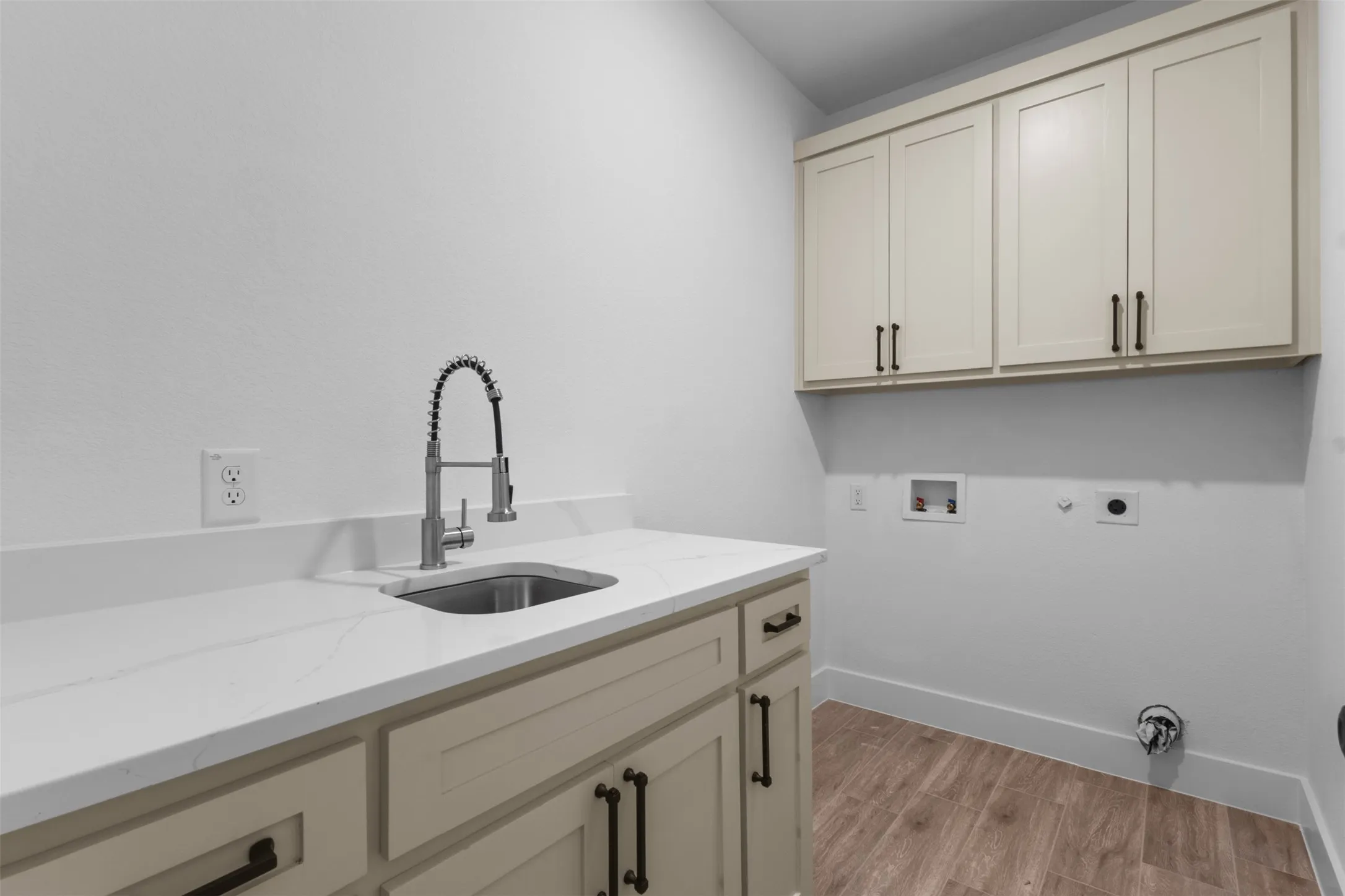 Single Family Residence For Sale in Dallas County , 2618 Seevers Avenue, Dallas, Texas 75216, 4 Bedroom, 2 Bathroom, 2 Garage spaces, 1,914 Sqft, built in 2026, mls#21340134, Real Estate Agent in Dallas, Homes For Sale in Dallas county, Homes For Sale in Dallas, Realtor in Dallas Texas, Real Estate Brokerage Independent Realty Texas, Luminita Cordes Realtor