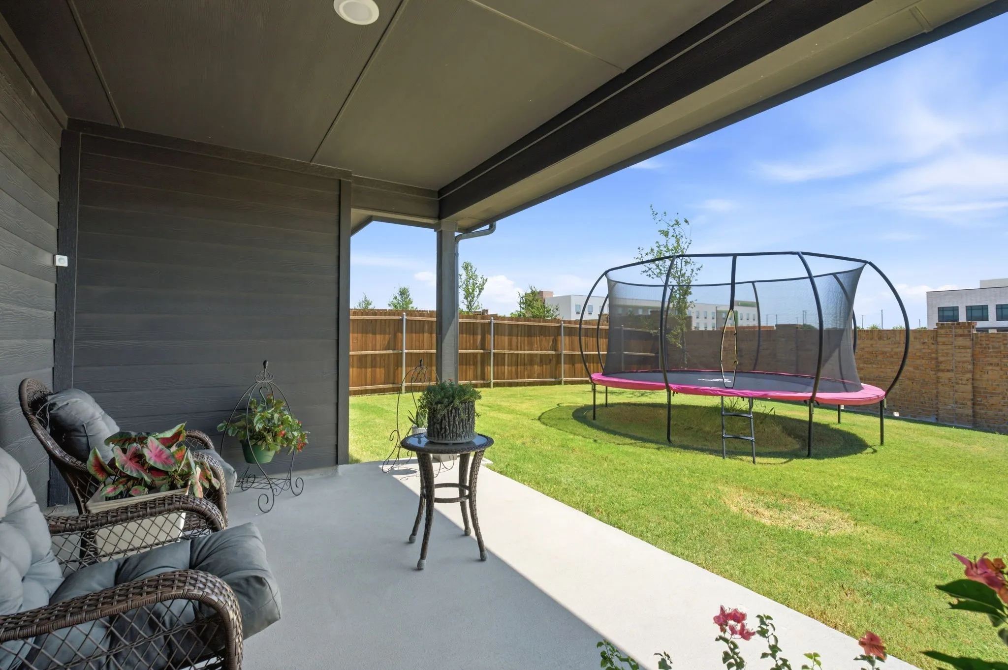 Single Family Residence For Sale in Collin County , 500 Thorn Creek Drive, Anna, Texas 75409, 3 Bedroom, 2 Bathroom, 2 Garage spaces, 1,667 Sqft, built in 2025, mls#21340096, Real Estate Agent in Anna, Homes For Sale in Collin county, Homes For Sale in Anna, Realtor in Anna Texas, Real Estate Brokerage Independent Realty Texas, Luminita Cordes Realtor