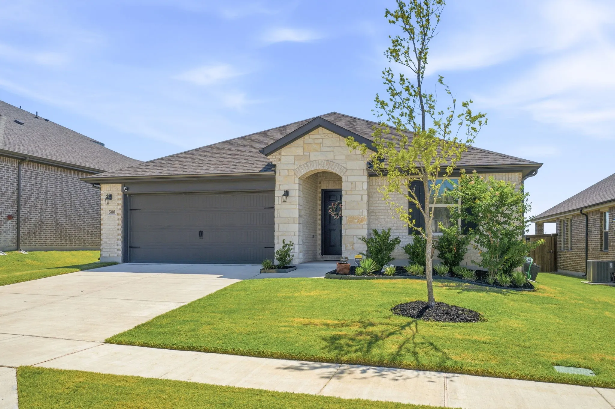 Single Family Residence For Sale in Collin County , 500 Thorn Creek Drive, Anna, Texas 75409, 3 Bedroom, 2 Bathroom, 2 Garage spaces, 1,667 Sqft, built in 2025, mls#21340096, Real Estate Agent in Anna, Homes For Sale in Collin county, Homes For Sale in Anna, Realtor in Anna Texas, Real Estate Brokerage Independent Realty Texas, Luminita Cordes Realtor