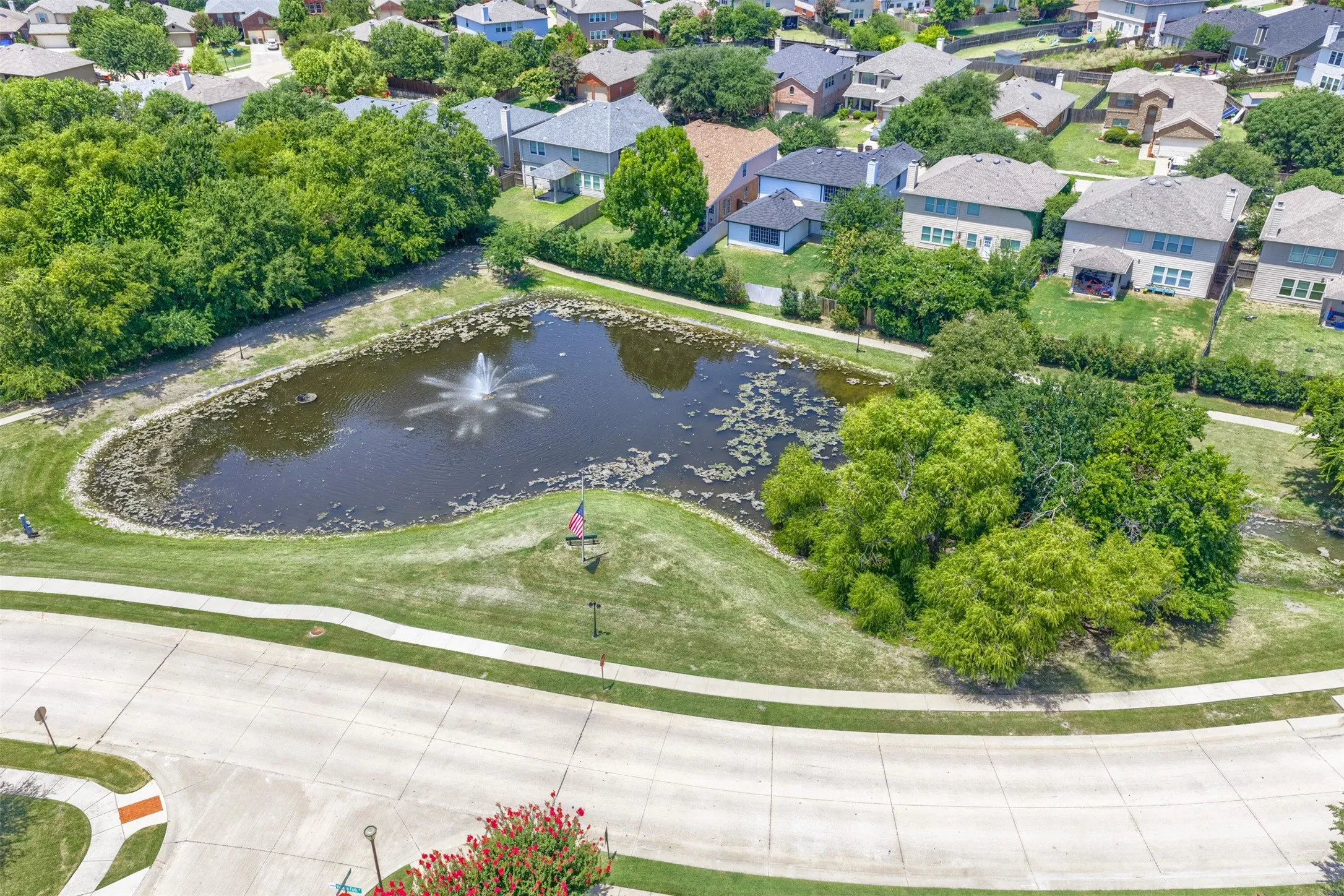 Single Family Residence For Sale in Collin County , 128 Hilltop Drive, Anna, Texas 75409, 3 Bedroom, 2 Bathroom, 2 Garage spaces, 1,384 Sqft, built in 2004, mls#21336141, Real Estate Agent in Anna, Homes For Sale in Collin county, Homes For Sale in Anna, Realtor in Anna Texas, Real Estate Brokerage Independent Realty Texas, Luminita Cordes Realtor
