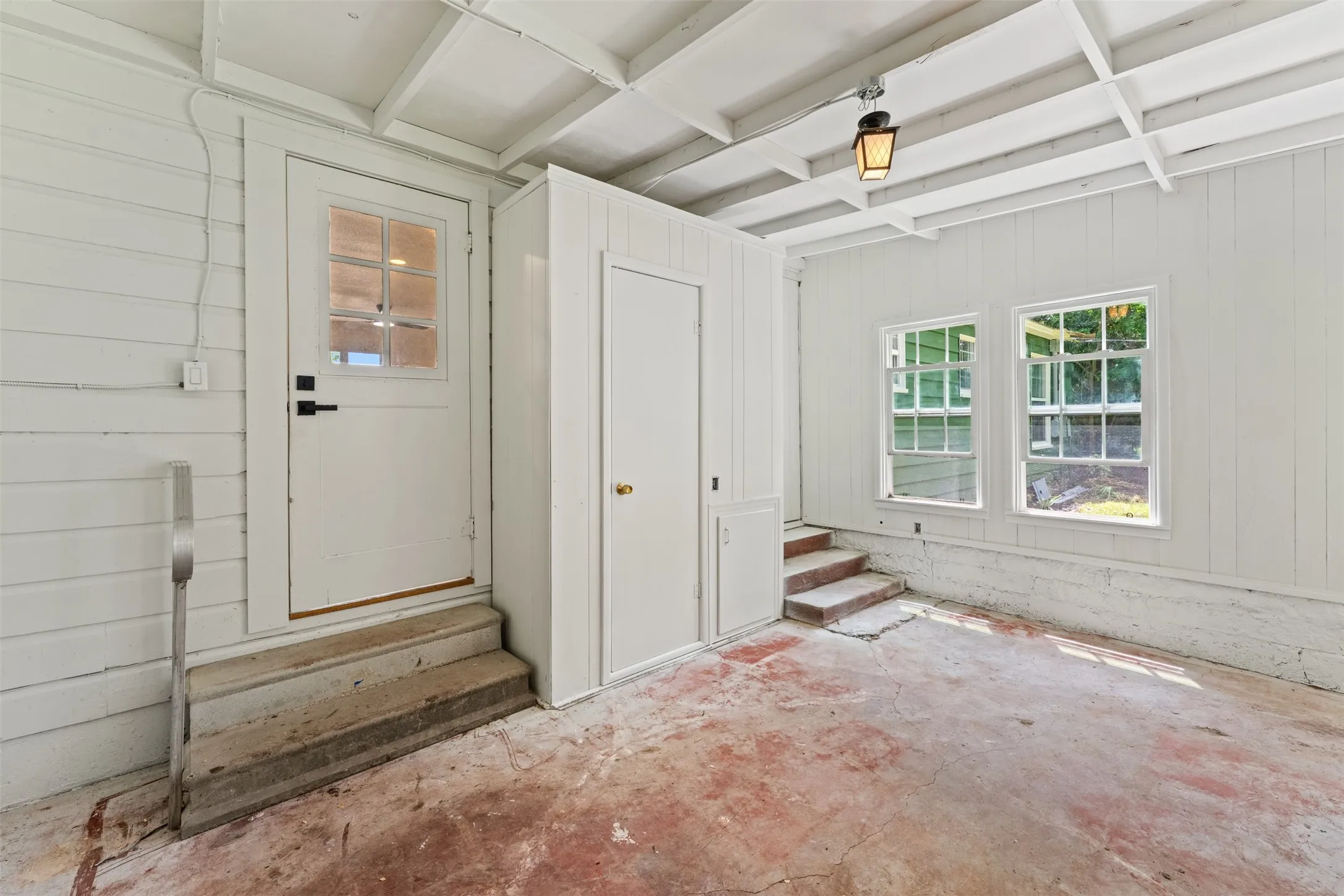 Additional storage room