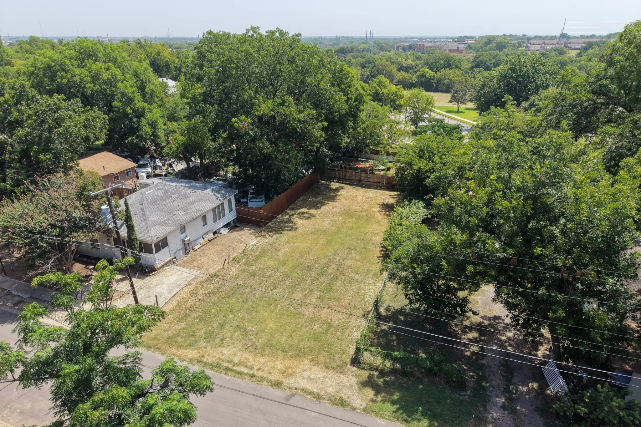 Unimproved Land For Sale in Dallas County , 336 Leads Street, Dallas, Texas 75203, 0, 0, Garage spaces, 0 Sqft, built in 0, Price $125,000, mls#21340201, Real Estate Agent in Dallas, Homes For Sale in Dallas county, Homes For Sale in Dallas, Realtor in Dallas Texas, Real Estate Brokerage Independent Realty Texas, Luminita Cordes Realtor