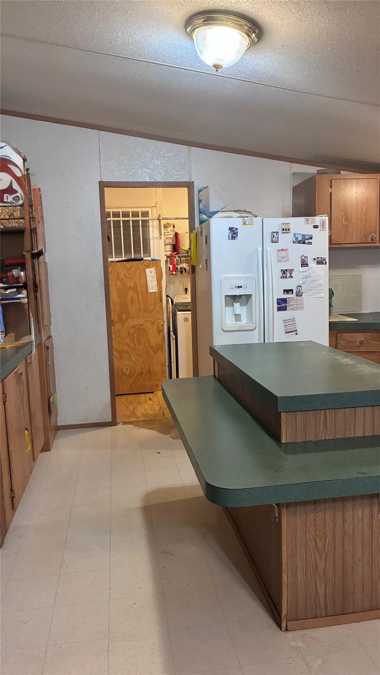 Mobile Home For Sale in Collin County , 18837 Mona Drive, Nevada, Texas 75173, 5 Bedroom, 2 Bathroom, Garage spaces, 2,016 Sqft, built in 2000, mls#21335732, Real Estate Agent in Nevada, Homes For Sale in Collin county, Homes For Sale in Nevada, Realtor in Nevada Texas, Real Estate Brokerage Independent Realty Texas, Luminita Cordes Realtor