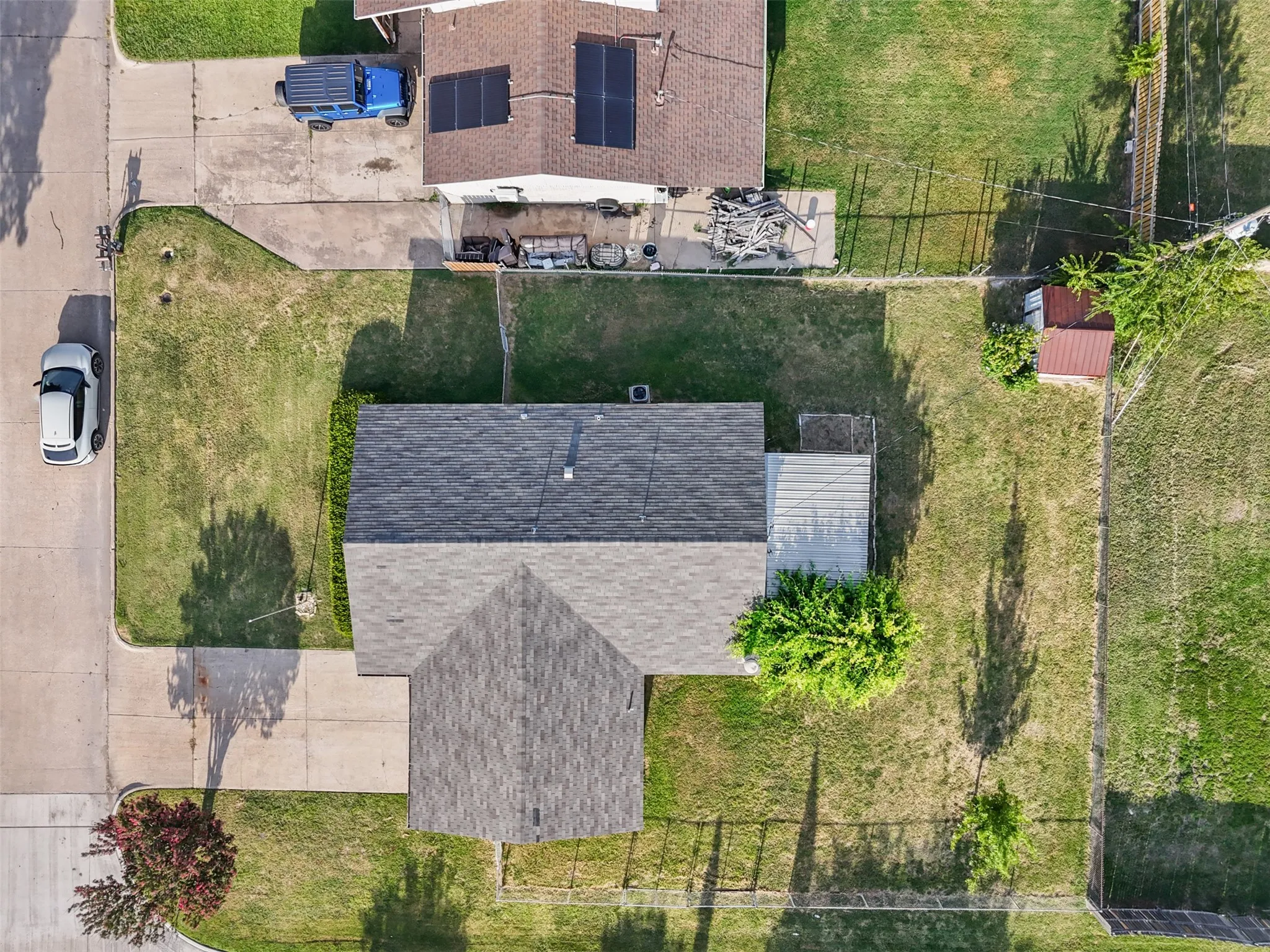 Single Family Residence For Sale in Dallas County , 525 Alva Drive, Grand Prairie, Texas 75052, 3 Bedroom, 2 Bathroom, 2 Garage spaces, 1,269 Sqft, built in 1979, mls#21337849, Real Estate Agent in Grand Prairie, Homes For Sale in Dallas county, Homes For Sale in Grand Prairie, Realtor in Grand Prairie Texas, Real Estate Brokerage Independent Realty Texas, Luminita Cordes Realtor