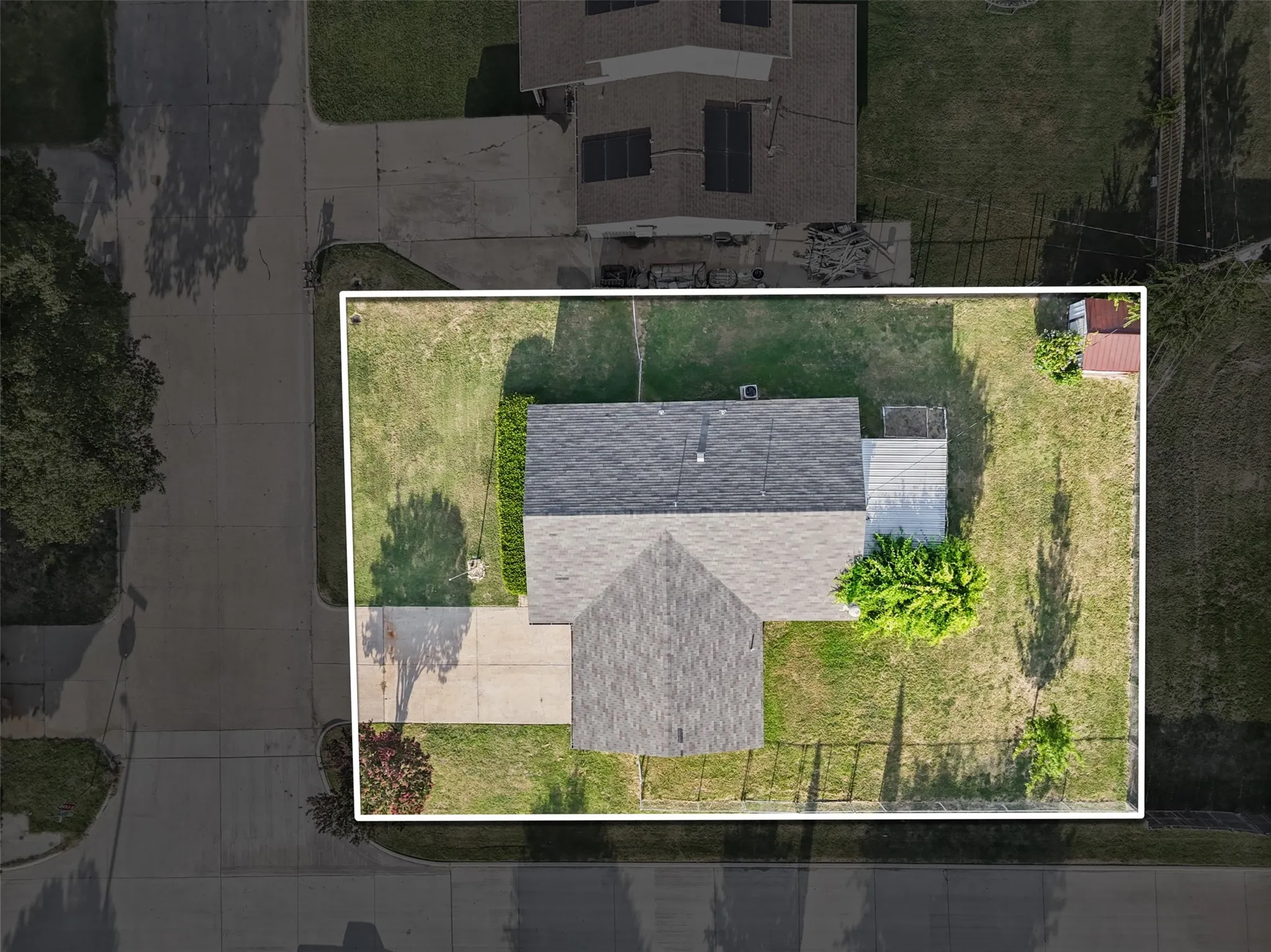 Single Family Residence For Sale in Dallas County , 525 Alva Drive, Grand Prairie, Texas 75052, 3 Bedroom, 2 Bathroom, 2 Garage spaces, 1,269 Sqft, built in 1979, mls#21337849, Real Estate Agent in Grand Prairie, Homes For Sale in Dallas county, Homes For Sale in Grand Prairie, Realtor in Grand Prairie Texas, Real Estate Brokerage Independent Realty Texas, Luminita Cordes Realtor