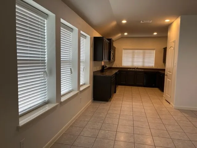 Single Family Residence For Sale in Kaufman County , 4665 Elderberry Street, Forney, Texas 75126, 3 Bedroom, 2 Bathroom, 2 Garage spaces, 1,860 Sqft, built in 2016, mls#21340248, Real Estate Agent in Forney, Homes For Sale in Kaufman county, Homes For Sale in Forney, Realtor in Forney Texas, Real Estate Brokerage Independent Realty Texas, Luminita Cordes Realtor