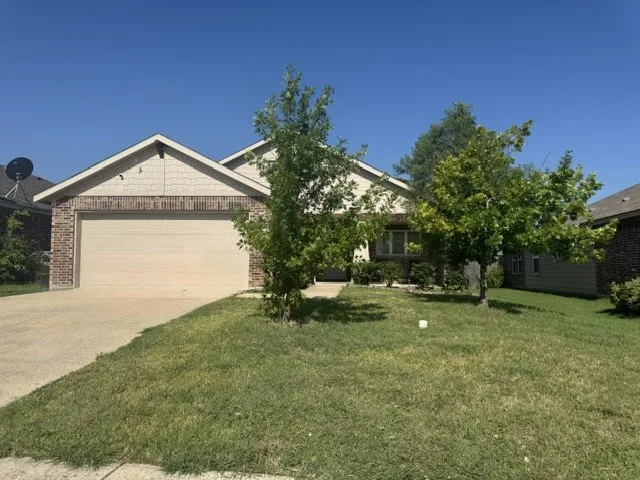 Single Family Residence For Sale in Kaufman County , 4665 Elderberry Street, Forney, Texas 75126, 3 Bedroom, 2 Bathroom, 2 Garage spaces, 1,860 Sqft, built in 2016, mls#21340248, Real Estate Agent in Forney, Homes For Sale in Kaufman county, Homes For Sale in Forney, Realtor in Forney Texas, Real Estate Brokerage Independent Realty Texas, Luminita Cordes Realtor