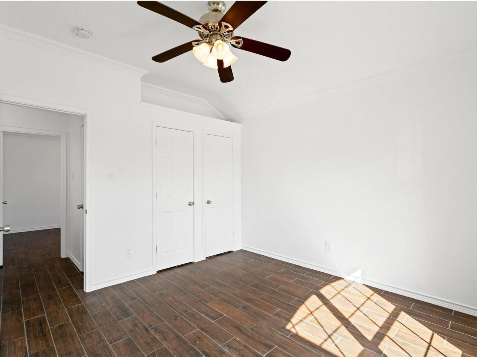 Single Family Residence For Rent in Dallas County , 2922 Tree Line Road, Garland, Texas 75040, 4 Bedroom, 3 Bathroom, 2 Garage spaces, 2,518 Sqft, built in 1999, mls#21338788, Real Estate Agent in Garland, Homes For Rent in Dallas county, Homes For Rent in Garland, Realtor in Garland Texas, Real Estate Brokerage Independent Realty Texas, Luminita Cordes Realtor