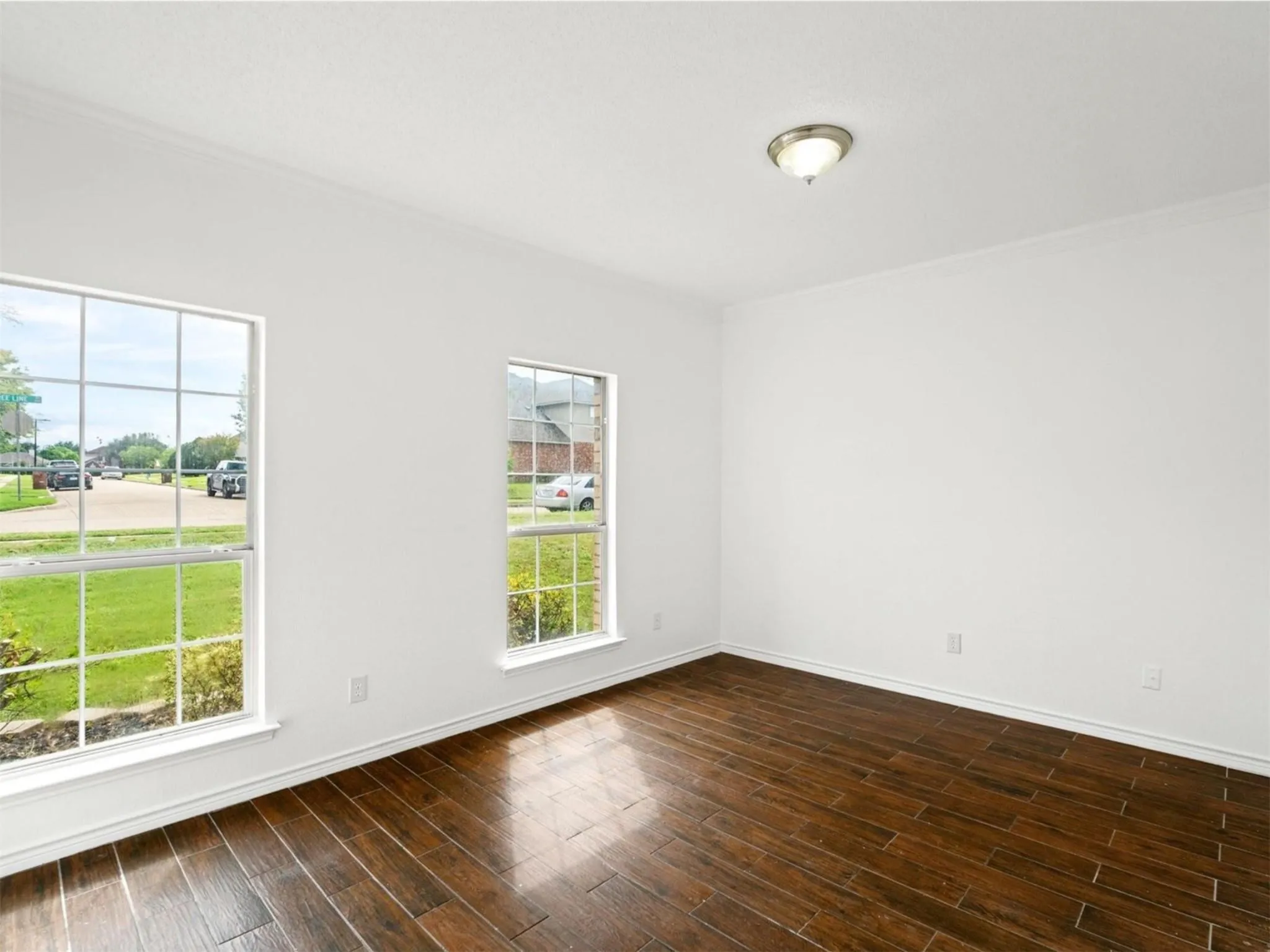 Single Family Residence For Rent in Dallas County , 2922 Tree Line Road, Garland, Texas 75040, 4 Bedroom, 3 Bathroom, 2 Garage spaces, 2,518 Sqft, built in 1999, mls#21338788, Real Estate Agent in Garland, Homes For Rent in Dallas county, Homes For Rent in Garland, Realtor in Garland Texas, Real Estate Brokerage Independent Realty Texas, Luminita Cordes Realtor