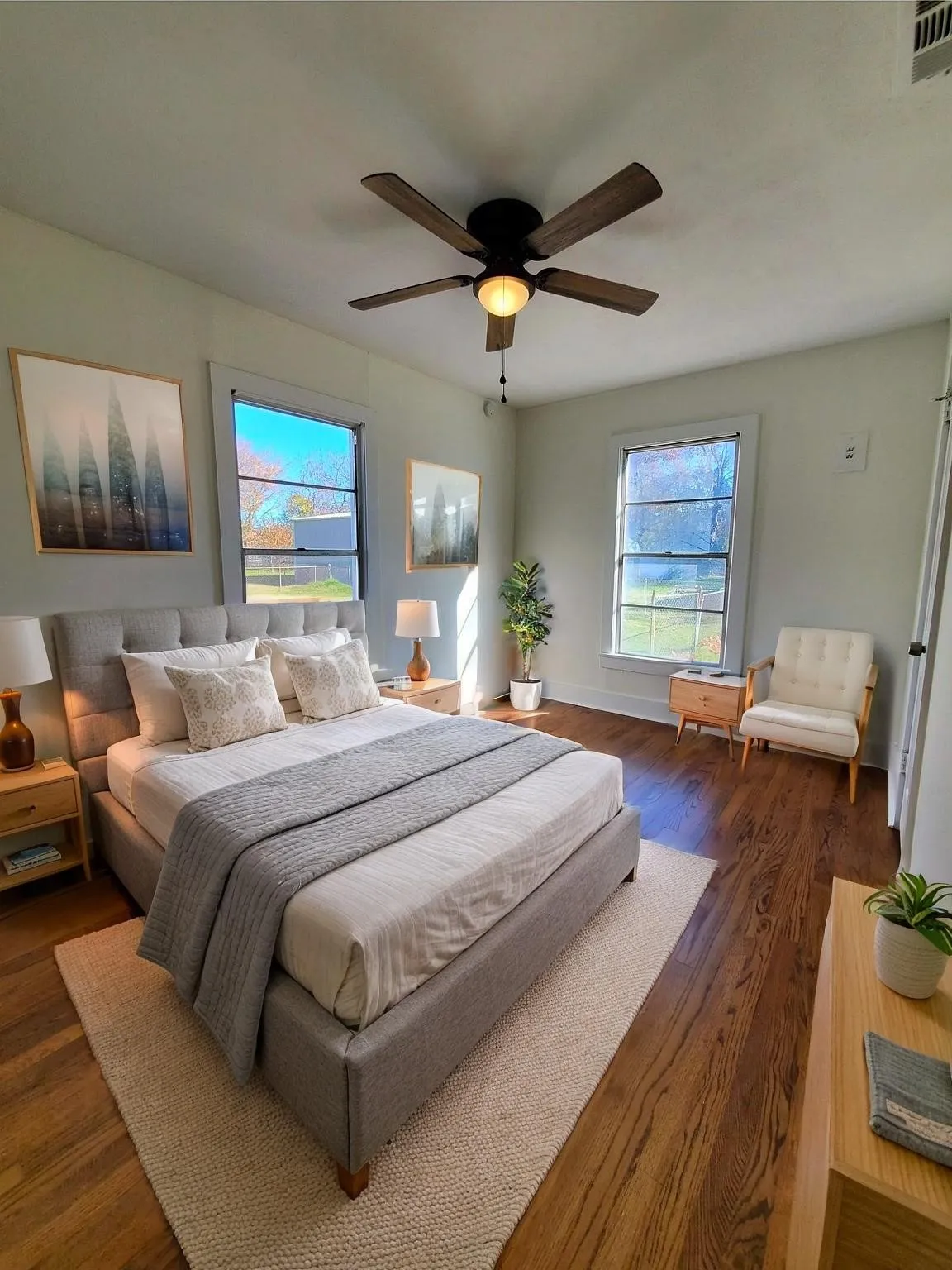 Single Family Residence For Rent in Grayson County , 2421 Loy Lake Road, Denison, Texas 75020, 3 Bedroom, 1 Bathroom, 2 Garage spaces, 1,072 Sqft, built in 1956, mls#21340276, Real Estate Agent in Denison, Homes For Rent in Grayson county, Homes For Rent in Denison, Realtor in Denison Texas, Real Estate Brokerage Independent Realty Texas, Luminita Cordes Realtor