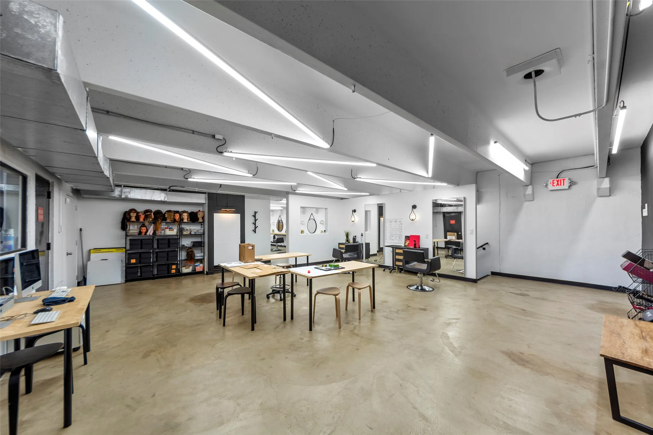 Business For Sale in Tarrant County , 3001 Cooper, Arlington, Texas 76015, 0, 0, Garage spaces, 0 Sqft, built in 1960, Price $2,500,000, mls#21340233, Real Estate Agent in Arlington, Homes For Sale in Tarrant county, Homes For Sale in Arlington, Realtor in Arlington Texas, Real Estate Brokerage Independent Realty Texas, Luminita Cordes Realtor
