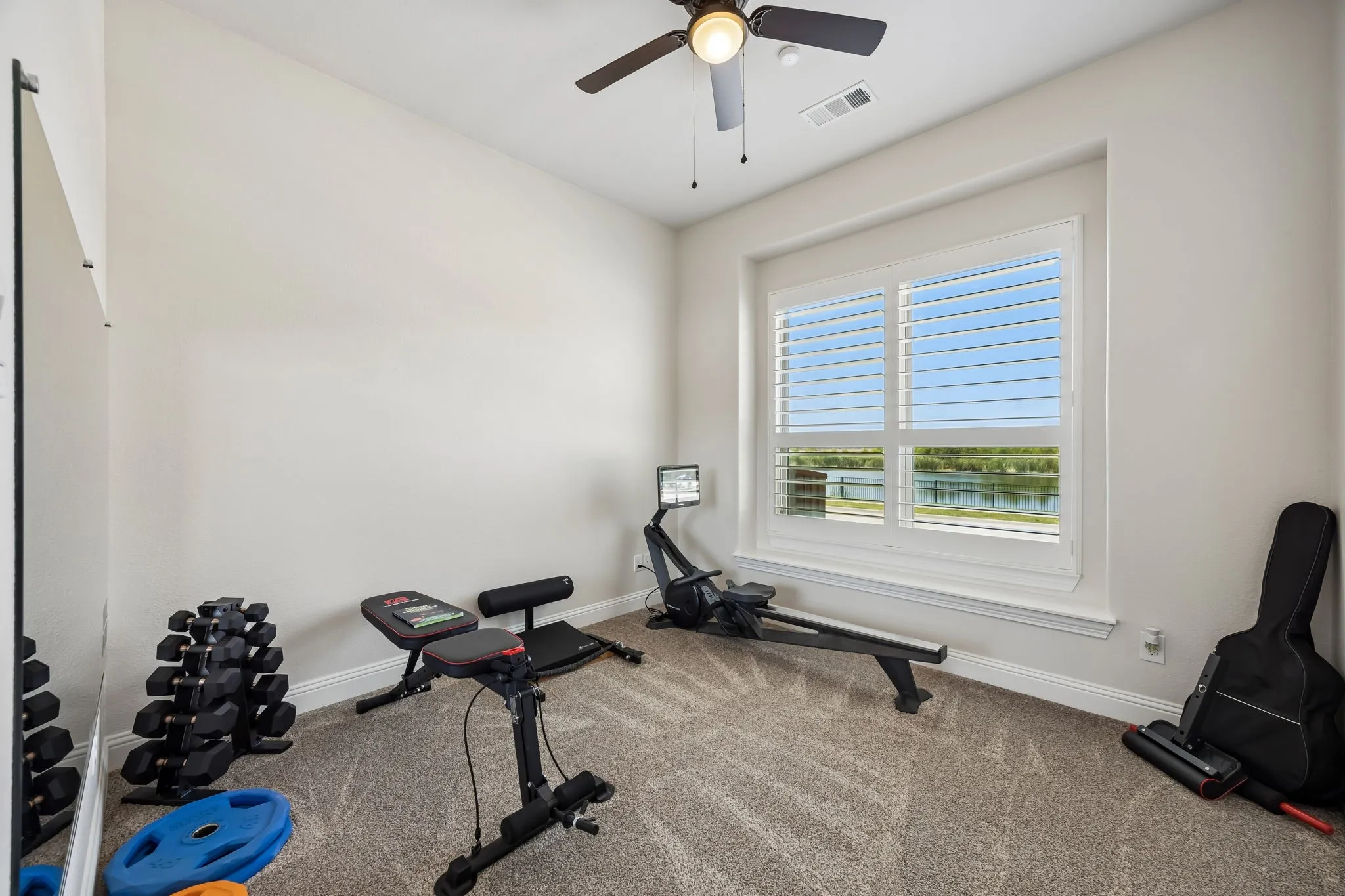 Single Family Residence For Sale in Collin County , 991 Waterview Drive, Prosper, Texas 75078, 4 Bedroom, 3 Bathroom, 3 Garage spaces, 2,668 Sqft, built in 2017, mls#21340135, Real Estate Agent in Prosper, Homes For Sale in Collin county, Homes For Sale in Prosper, Realtor in Prosper Texas, Real Estate Brokerage Independent Realty Texas, Luminita Cordes Realtor