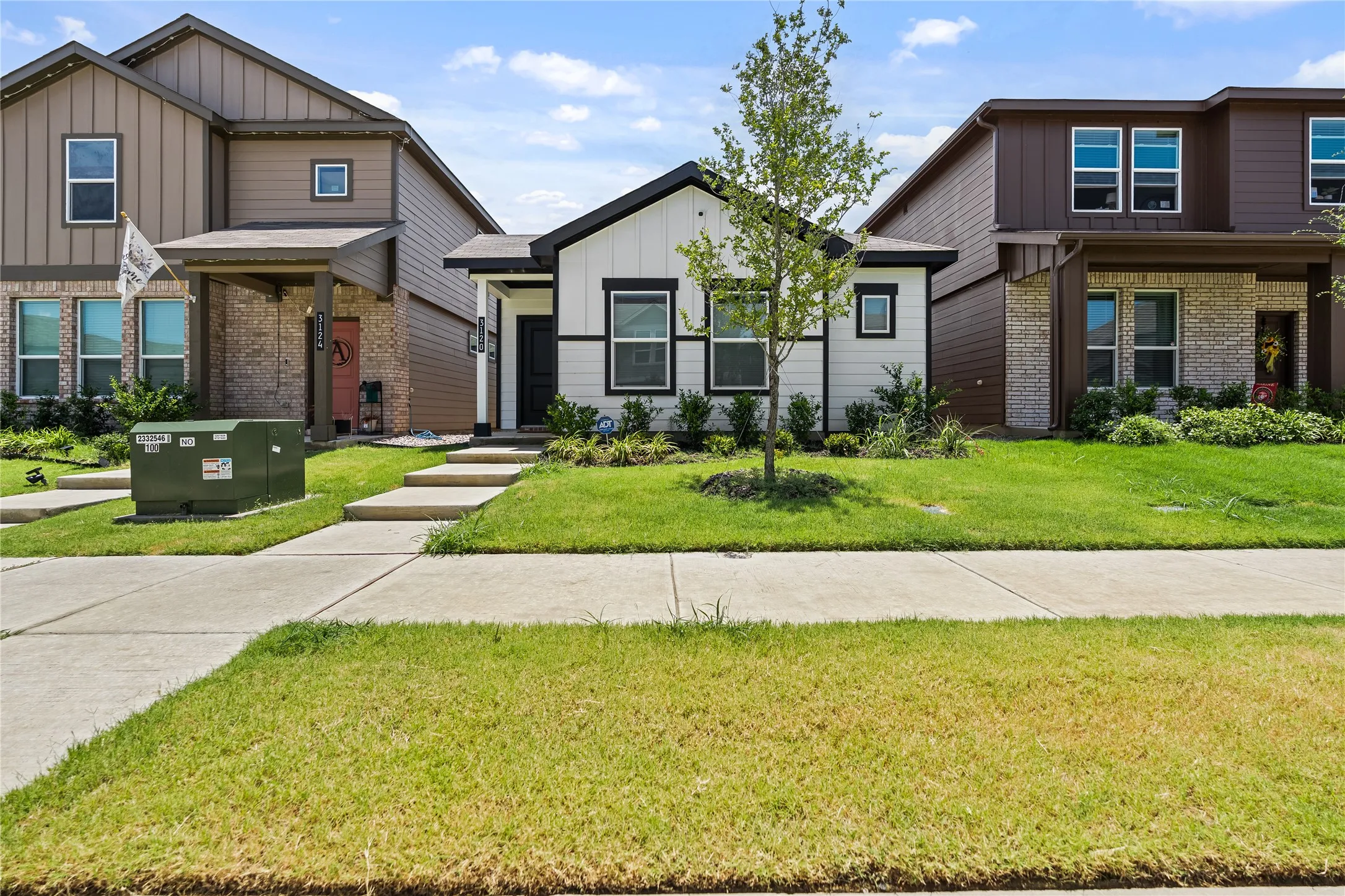 Single Family Residence For Rent in Tarrant County , 3120 Strawberry Farm Lane, Fort Worth, Texas 76140, 3 Bedroom, 2 Bathroom, 1 Garage spaces, 1,200 Sqft, built in 2025, Price $2,250, mls#21340289, Real Estate Agent in Fort Worth, Homes For Rent in Tarrant county, Homes For Rent in Fort Worth, Realtor in Fort Worth Texas, Real Estate Brokerage Independent Realty Texas, Luminita Cordes Realtor