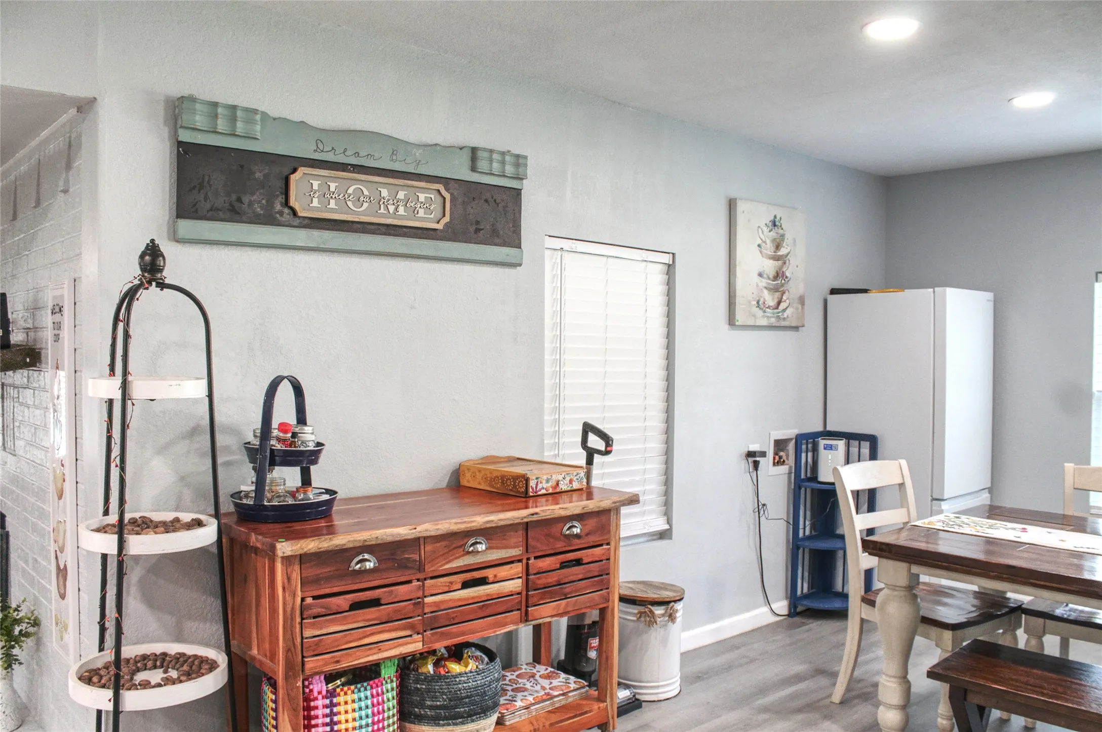 Single Family Residence For Sale in Shackelford County , 941 Central Street, Albany, Texas 76430, 3 Bedroom, 2 Bathroom, Garage spaces, 1,848 Sqft, built in 1945, mls#21340293, Real Estate Agent in Albany, Homes For Sale in Shackelford county, Homes For Sale in Albany, Realtor in Albany Texas, Real Estate Brokerage Independent Realty Texas, Luminita Cordes Realtor