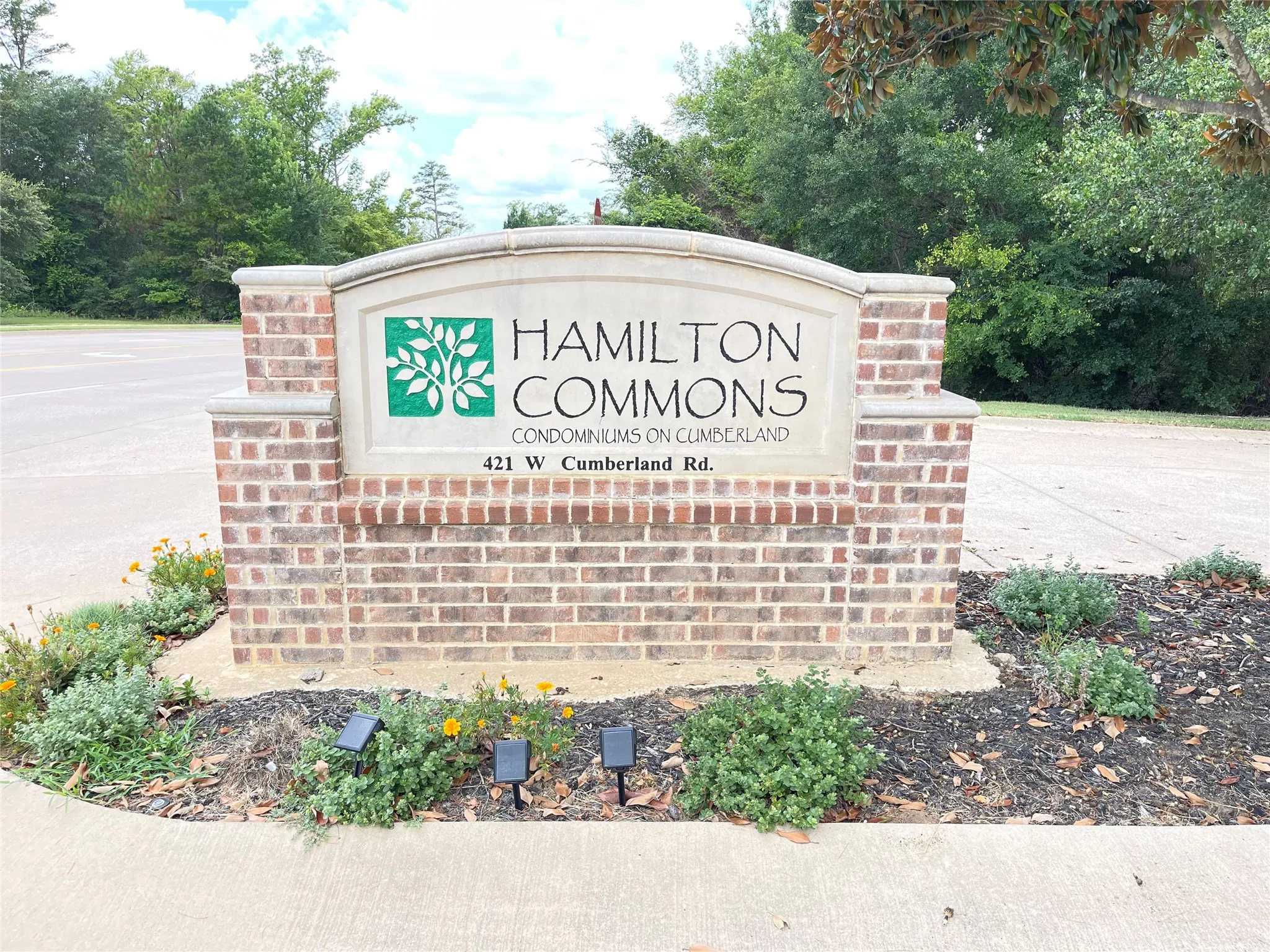 Condominium For Sale in Smith County , 421 W Cumberland Road 701, Tyler, Texas 75703, 2 Bedrooms, 2 Bathrooms, 2 Garage spaces, 1,567 Sqft, built in 2012, Price $276,500, mls#21340299, Real Estate Agent in Tyler, Homes For Sale in Smith county, Homes For Sale in Tyler, Realtor in Tyler Texas, Real Estate Brokerage Independent Realty Texas, Luminita Cordes Realtor