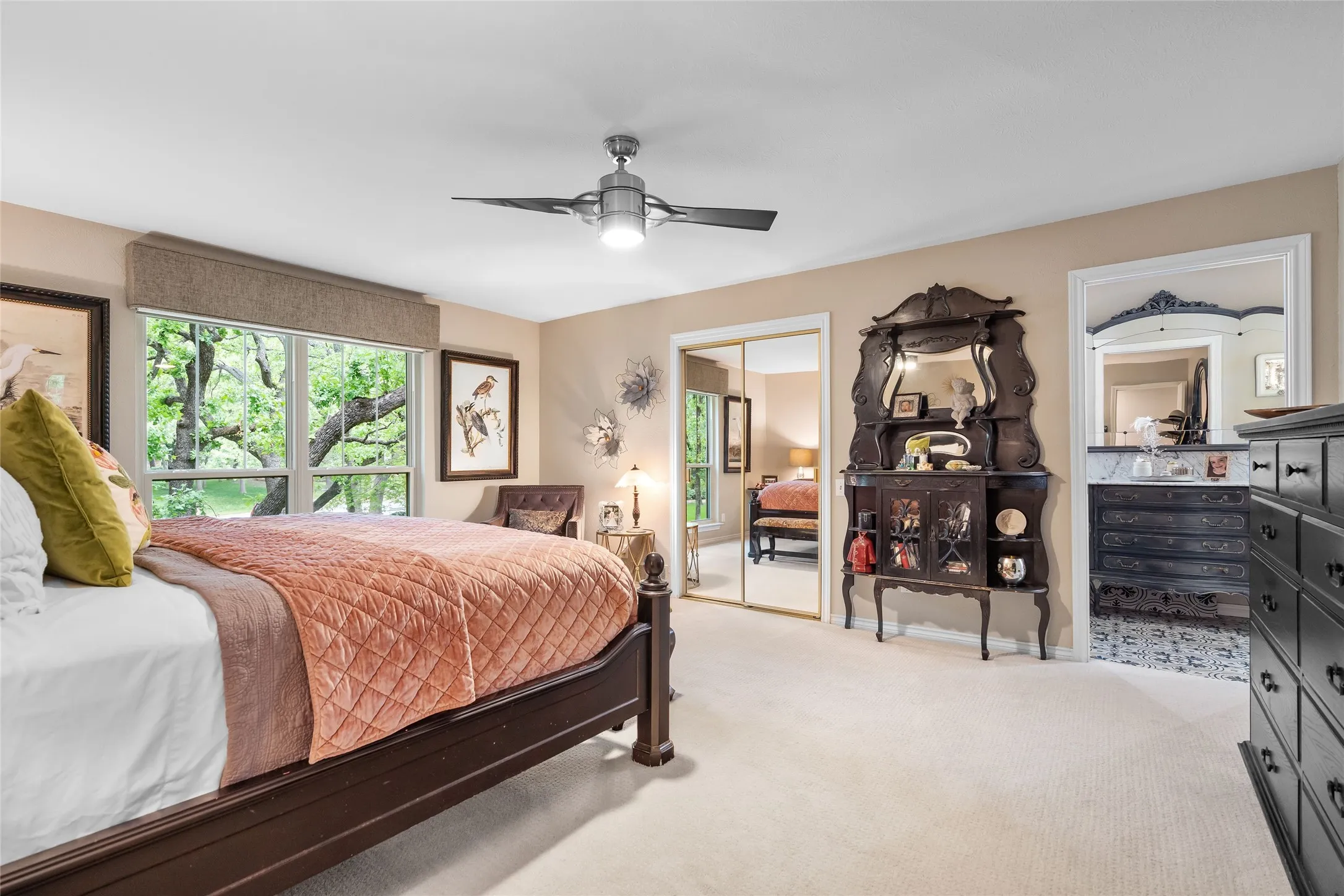 Single Family Residence For Sale in Tarrant County , 3 Echo Cove, Grapevine, Texas 76051, 4 Bedroom, 3 Bathroom, 2 Garage spaces, 2,410 Sqft, built in 1979, mls#21339001, Real Estate Agent in Grapevine, Homes For Sale in Tarrant county, Homes For Sale in Grapevine, Realtor in Grapevine Texas, Real Estate Brokerage Independent Realty Texas, Luminita Cordes Realtor