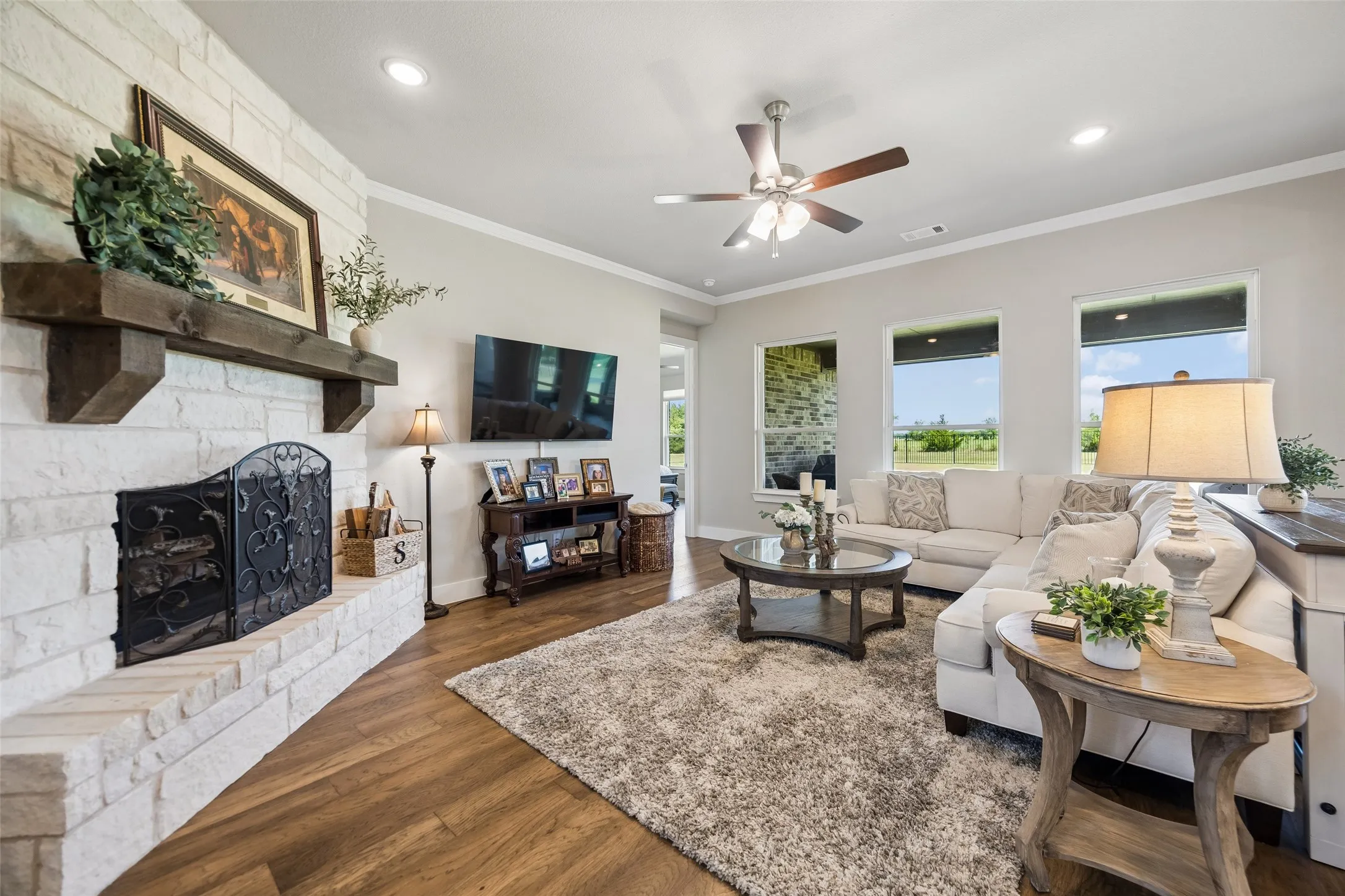 Single Family Residence For Sale in Fannin County , 630 Brown Road, Leonard, Texas 75452, 4 Bedrooms, 4 Bathrooms, 3 Garage spaces, 2,910 Sqft, built in 2024, Price $599,000, mls#21339404, Real Estate Agent in Leonard, Homes For Sale in Fannin county, Homes For Sale in Leonard, Realtor in Leonard Texas, Real Estate Brokerage Independent Realty Texas, Luminita Cordes Realtor