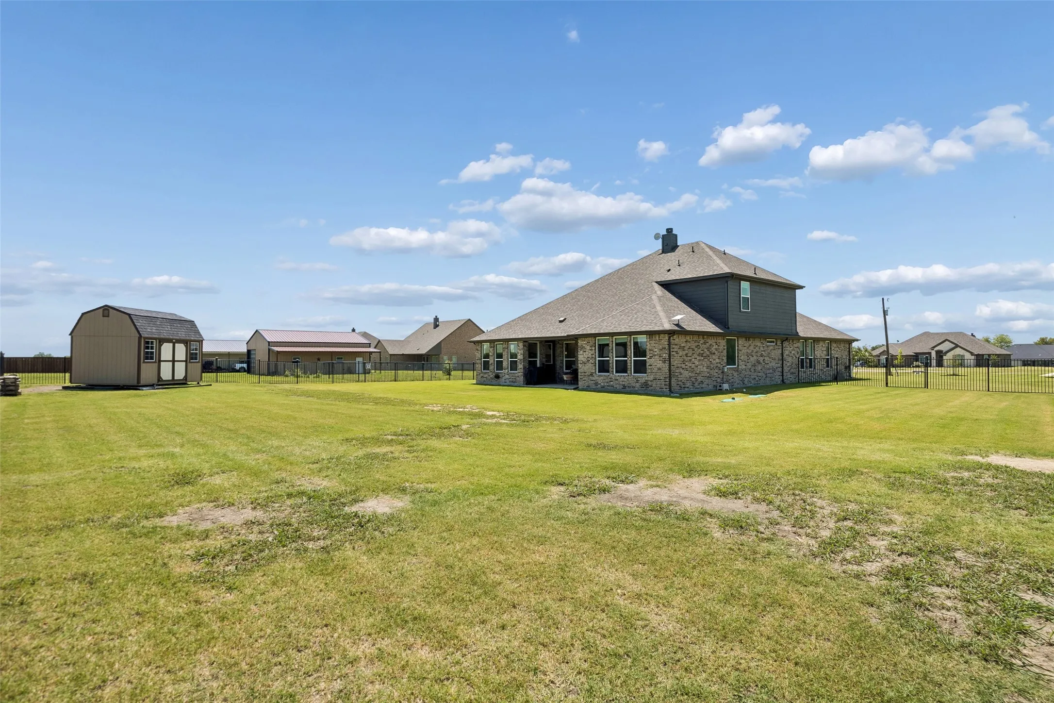 Single Family Residence For Sale in Fannin County , 630 Brown Road, Leonard, Texas 75452, 4 Bedrooms, 4 Bathrooms, 3 Garage spaces, 2,910 Sqft, built in 2024, Price $599,000, mls#21339404, Real Estate Agent in Leonard, Homes For Sale in Fannin county, Homes For Sale in Leonard, Realtor in Leonard Texas, Real Estate Brokerage Independent Realty Texas, Luminita Cordes Realtor