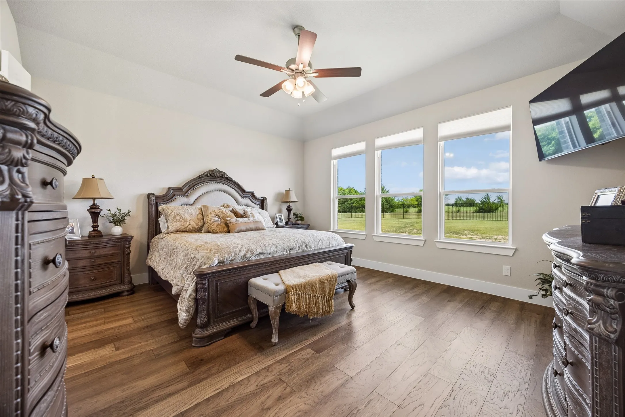 Single Family Residence For Sale in Fannin County , 630 Brown Road, Leonard, Texas 75452, 4 Bedrooms, 4 Bathrooms, 3 Garage spaces, 2,910 Sqft, built in 2024, Price $599,000, mls#21339404, Real Estate Agent in Leonard, Homes For Sale in Fannin county, Homes For Sale in Leonard, Realtor in Leonard Texas, Real Estate Brokerage Independent Realty Texas, Luminita Cordes Realtor