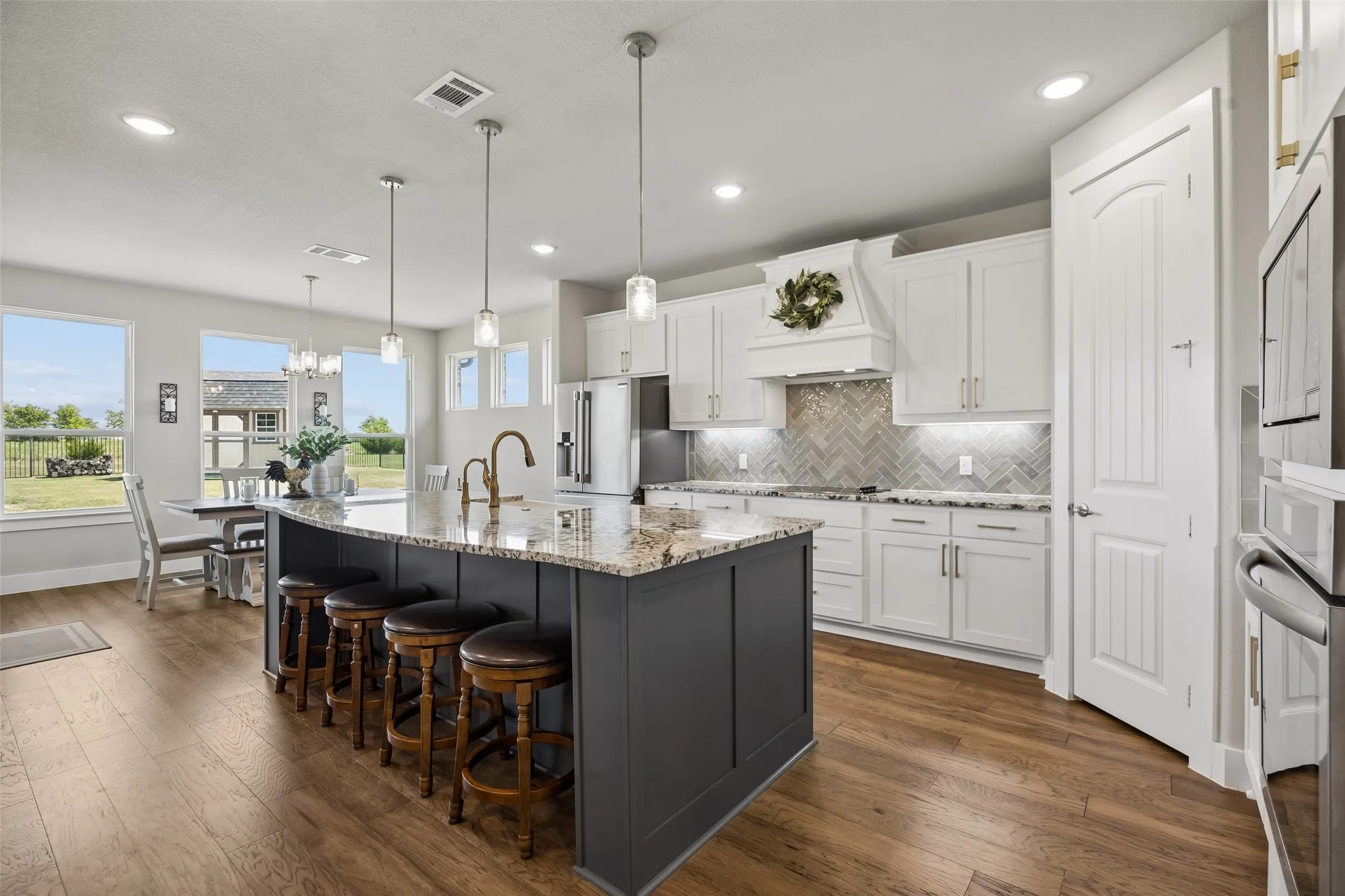 Single Family Residence For Sale in Fannin County , 630 Brown Road, Leonard, Texas 75452, 4 Bedrooms, 4 Bathrooms, 3 Garage spaces, 2,910 Sqft, built in 2024, Price $599,000, mls#21339404, Real Estate Agent in Leonard, Homes For Sale in Fannin county, Homes For Sale in Leonard, Realtor in Leonard Texas, Real Estate Brokerage Independent Realty Texas, Luminita Cordes Realtor