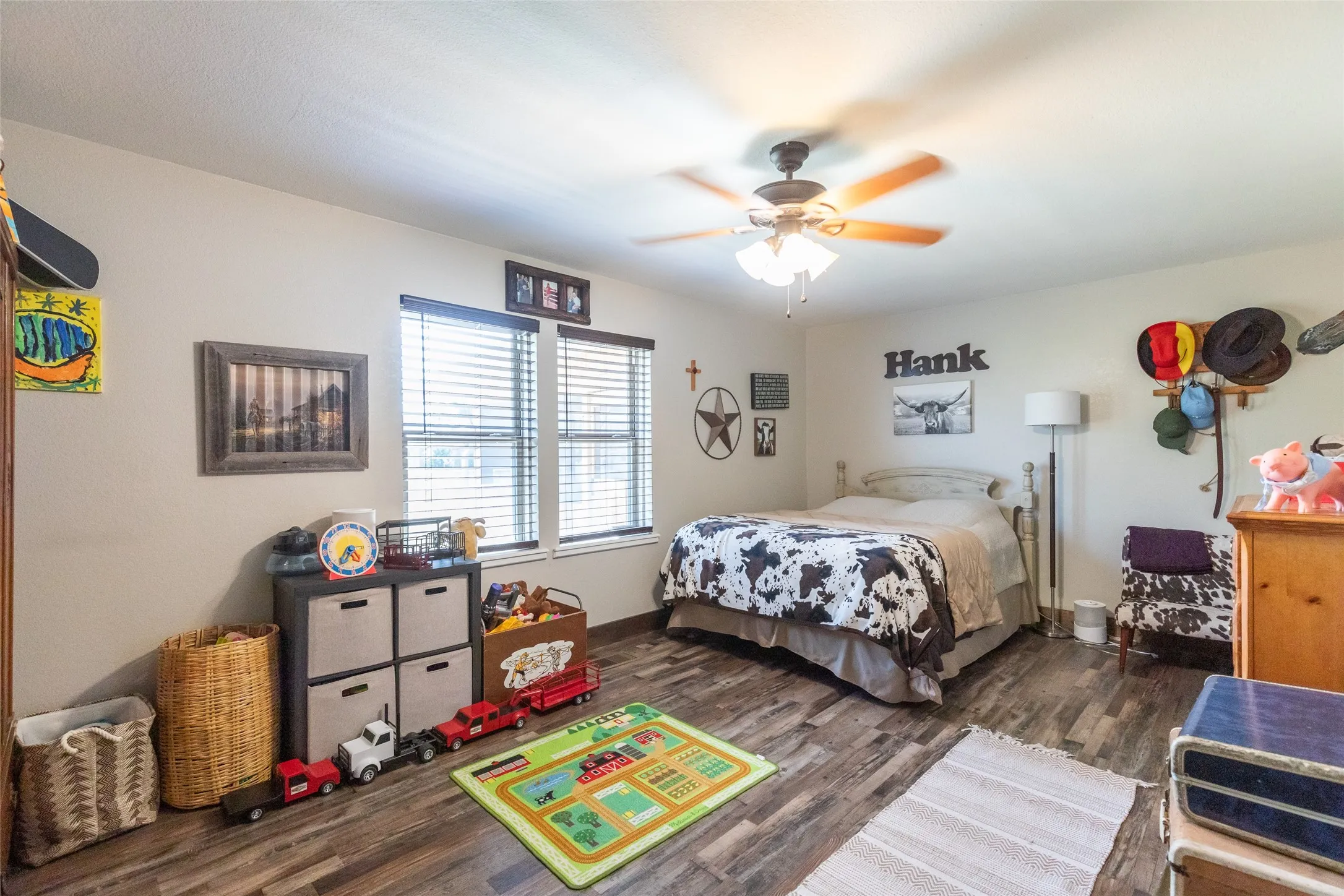 Single Family Residence For Sale in Taylor County , 542 County Road 505, Abilene, Texas 79601, 4 Bedroom, 2 Bathroom, Garage spaces, 2,228 Sqft, built in 1984, mls#21340303, Real Estate Agent in Abilene, Homes For Sale in Taylor county, Homes For Sale in Abilene, Realtor in Abilene Texas, Real Estate Brokerage Independent Realty Texas, Luminita Cordes Realtor