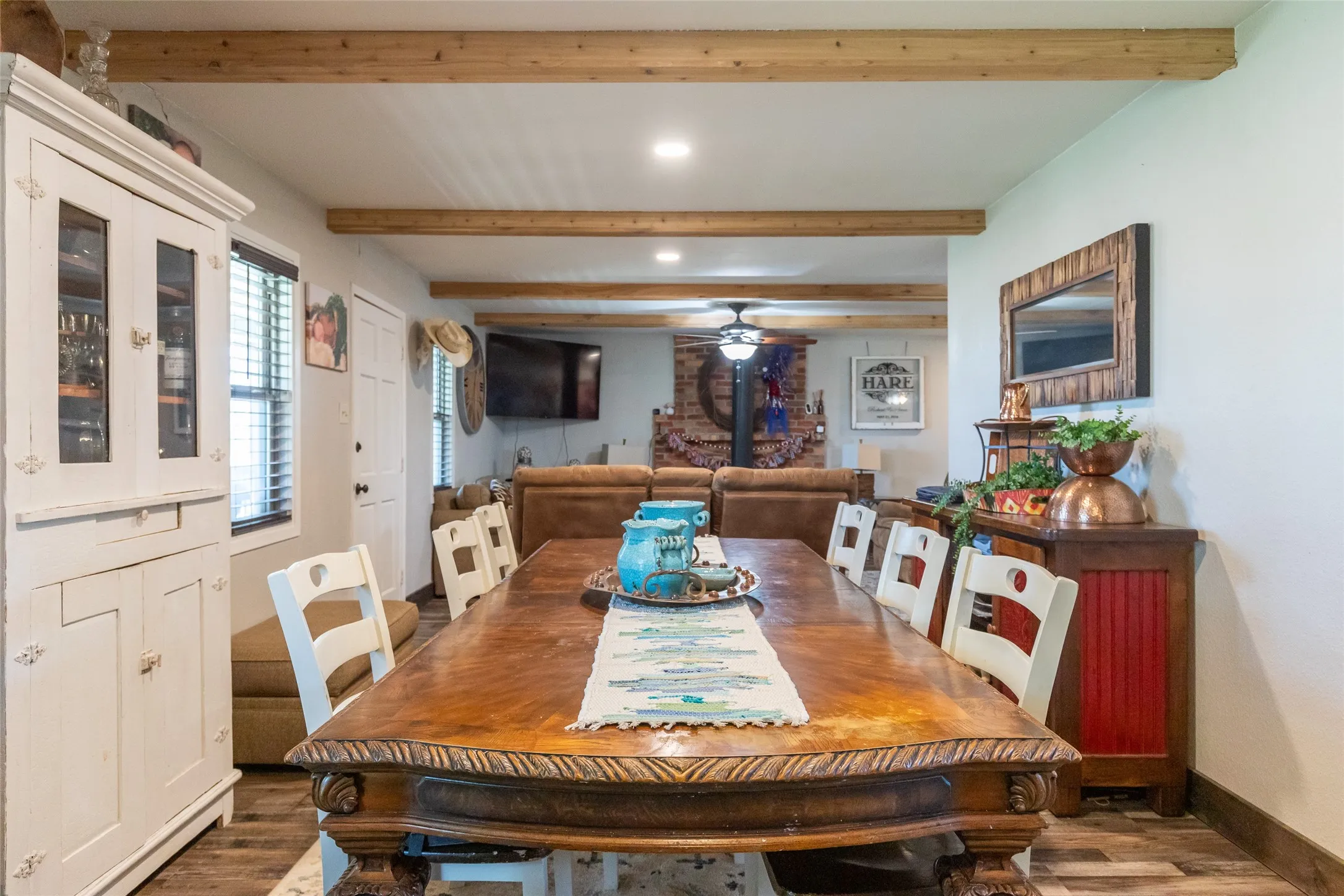 Single Family Residence For Sale in Taylor County , 542 County Road 505, Abilene, Texas 79601, 4 Bedroom, 2 Bathroom, Garage spaces, 2,228 Sqft, built in 1984, mls#21340303, Real Estate Agent in Abilene, Homes For Sale in Taylor county, Homes For Sale in Abilene, Realtor in Abilene Texas, Real Estate Brokerage Independent Realty Texas, Luminita Cordes Realtor