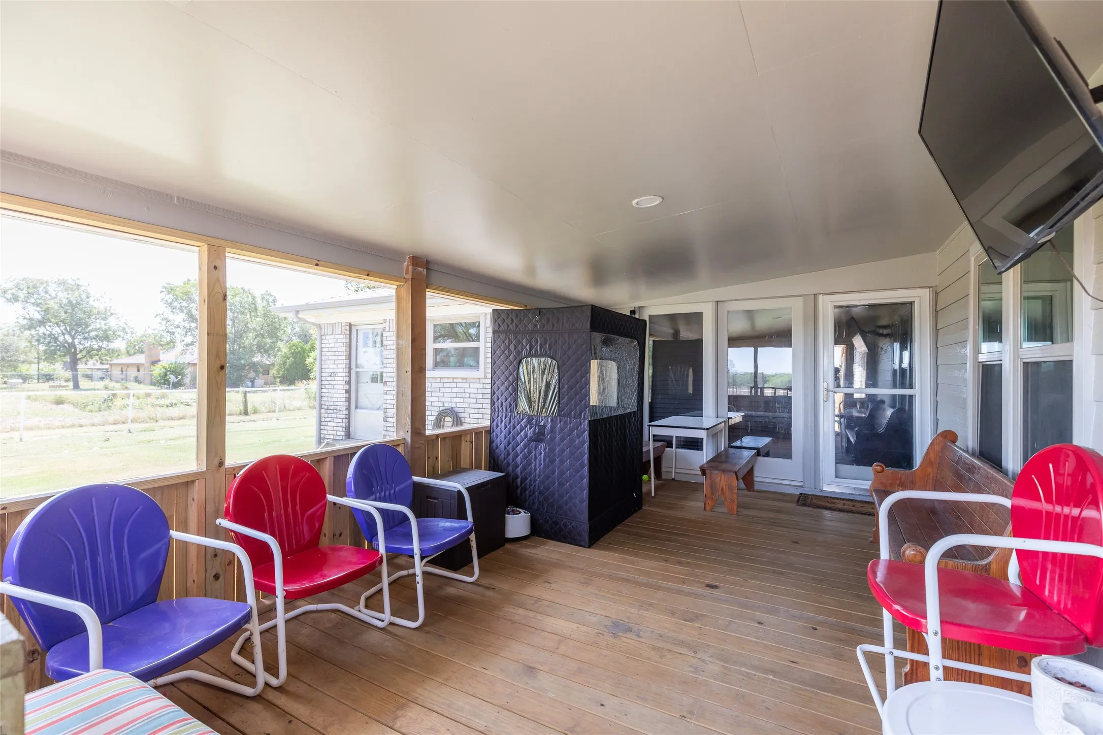 Single Family Residence For Sale in Taylor County , 542 County Road 505, Abilene, Texas 79601, 4 Bedroom, 2 Bathroom, Garage spaces, 2,228 Sqft, built in 1984, mls#21340303, Real Estate Agent in Abilene, Homes For Sale in Taylor county, Homes For Sale in Abilene, Realtor in Abilene Texas, Real Estate Brokerage Independent Realty Texas, Luminita Cordes Realtor