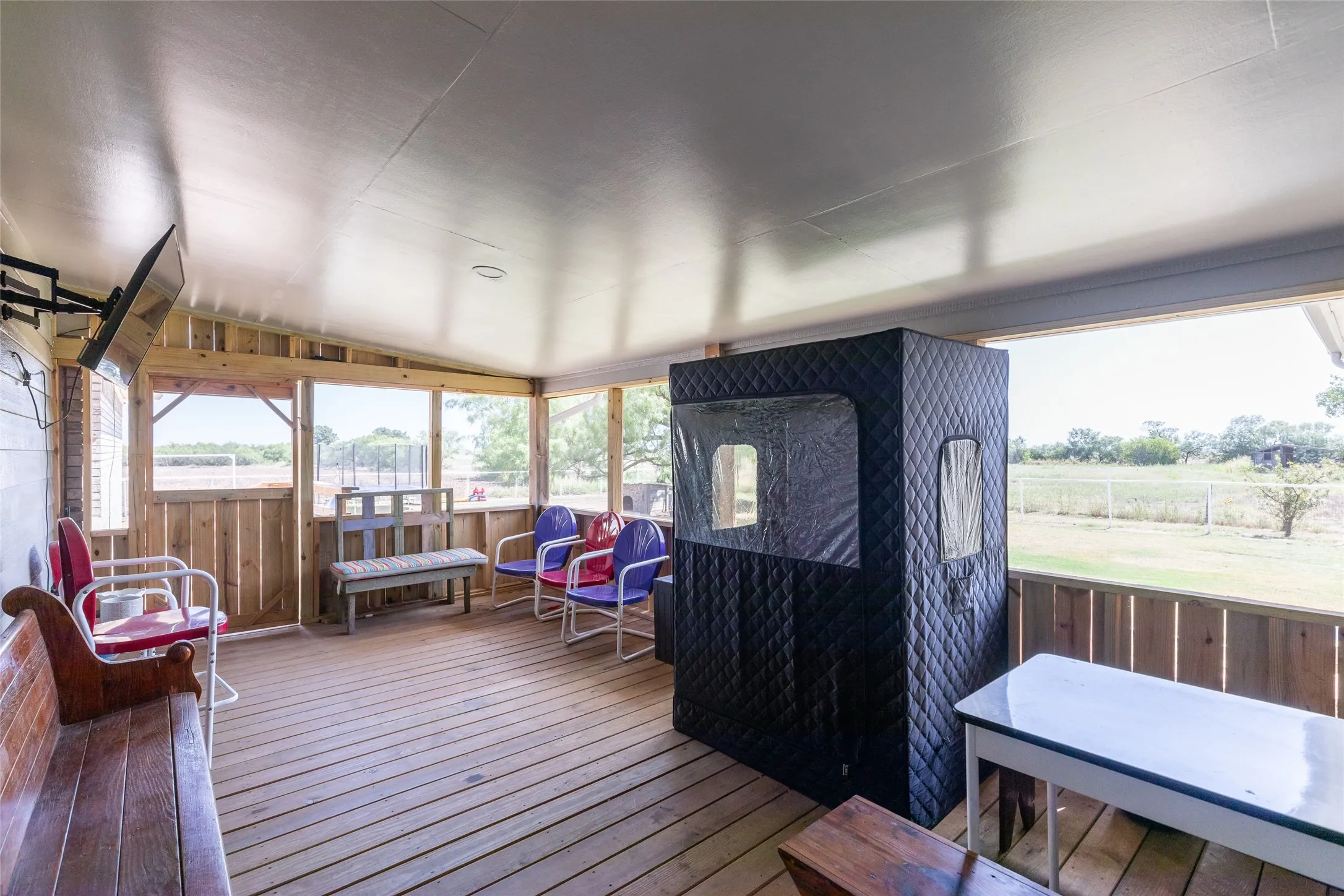 Single Family Residence For Sale in Taylor County , 542 County Road 505, Abilene, Texas 79601, 4 Bedroom, 2 Bathroom, Garage spaces, 2,228 Sqft, built in 1984, mls#21340303, Real Estate Agent in Abilene, Homes For Sale in Taylor county, Homes For Sale in Abilene, Realtor in Abilene Texas, Real Estate Brokerage Independent Realty Texas, Luminita Cordes Realtor