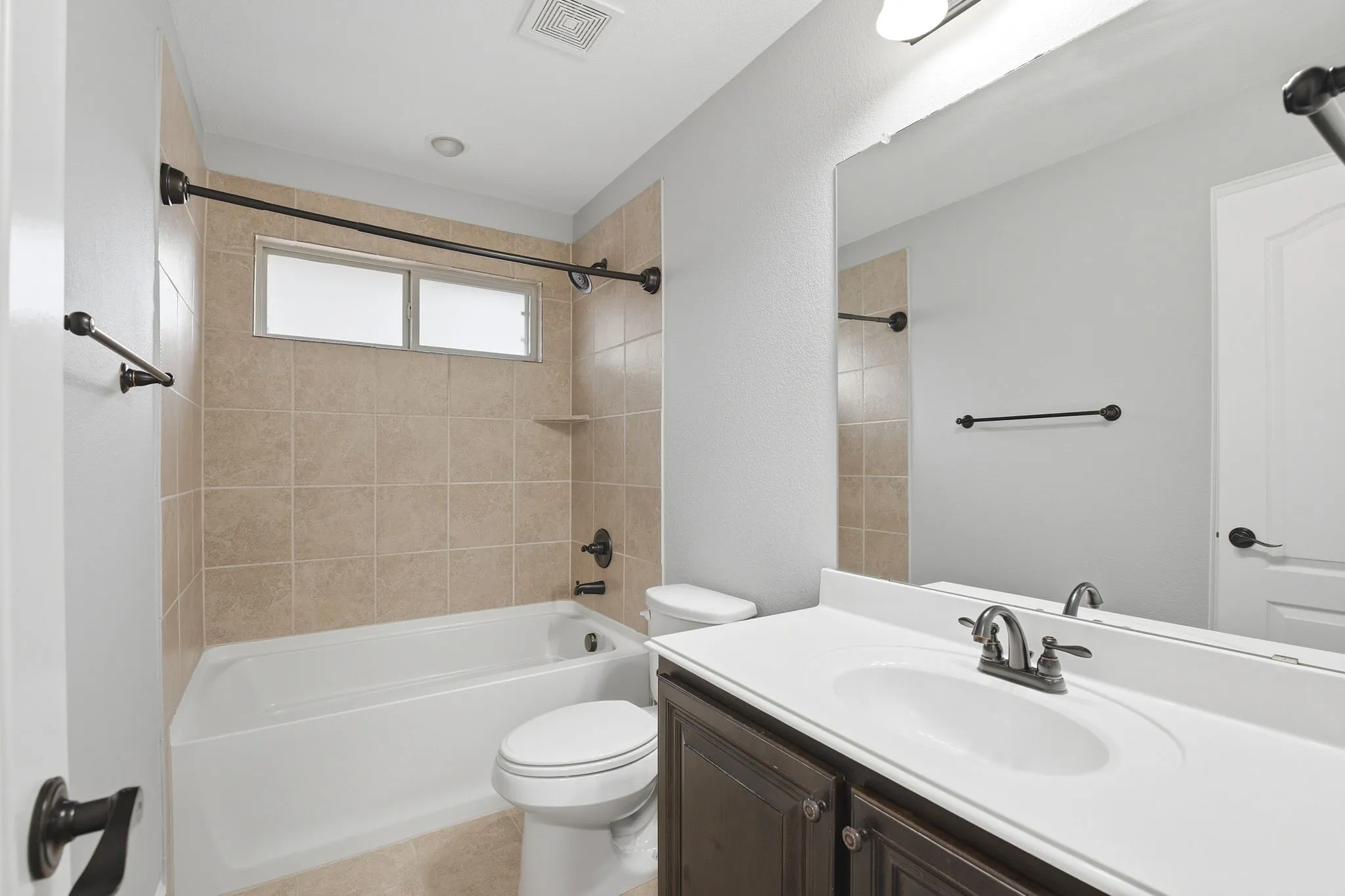 Single Family Residence For Sale in Collin County , 4307 Milrany Lane, Melissa, Texas 75454, 5 Bedroom, 3 Bathroom, 3 Garage spaces, 3,409 Sqft, built in 2013, mls#21338017, Real Estate Agent in Melissa, Homes For Sale in Collin county, Homes For Sale in Melissa, Realtor in Melissa Texas, Real Estate Brokerage Independent Realty Texas, Luminita Cordes Realtor