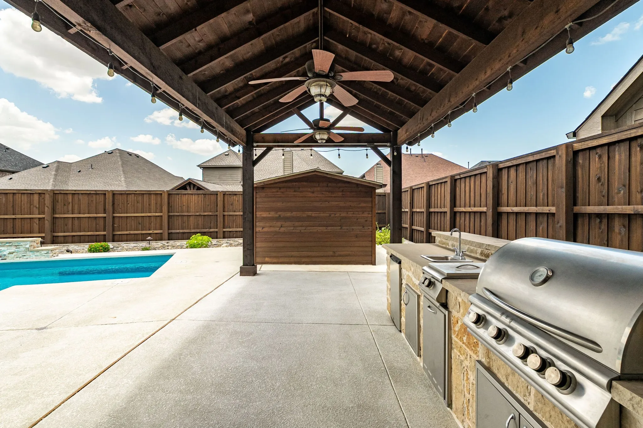 Single Family Residence For Sale in Collin County , 4307 Milrany Lane, Melissa, Texas 75454, 5 Bedroom, 3 Bathroom, 3 Garage spaces, 3,409 Sqft, built in 2013, mls#21338017, Real Estate Agent in Melissa, Homes For Sale in Collin county, Homes For Sale in Melissa, Realtor in Melissa Texas, Real Estate Brokerage Independent Realty Texas, Luminita Cordes Realtor
