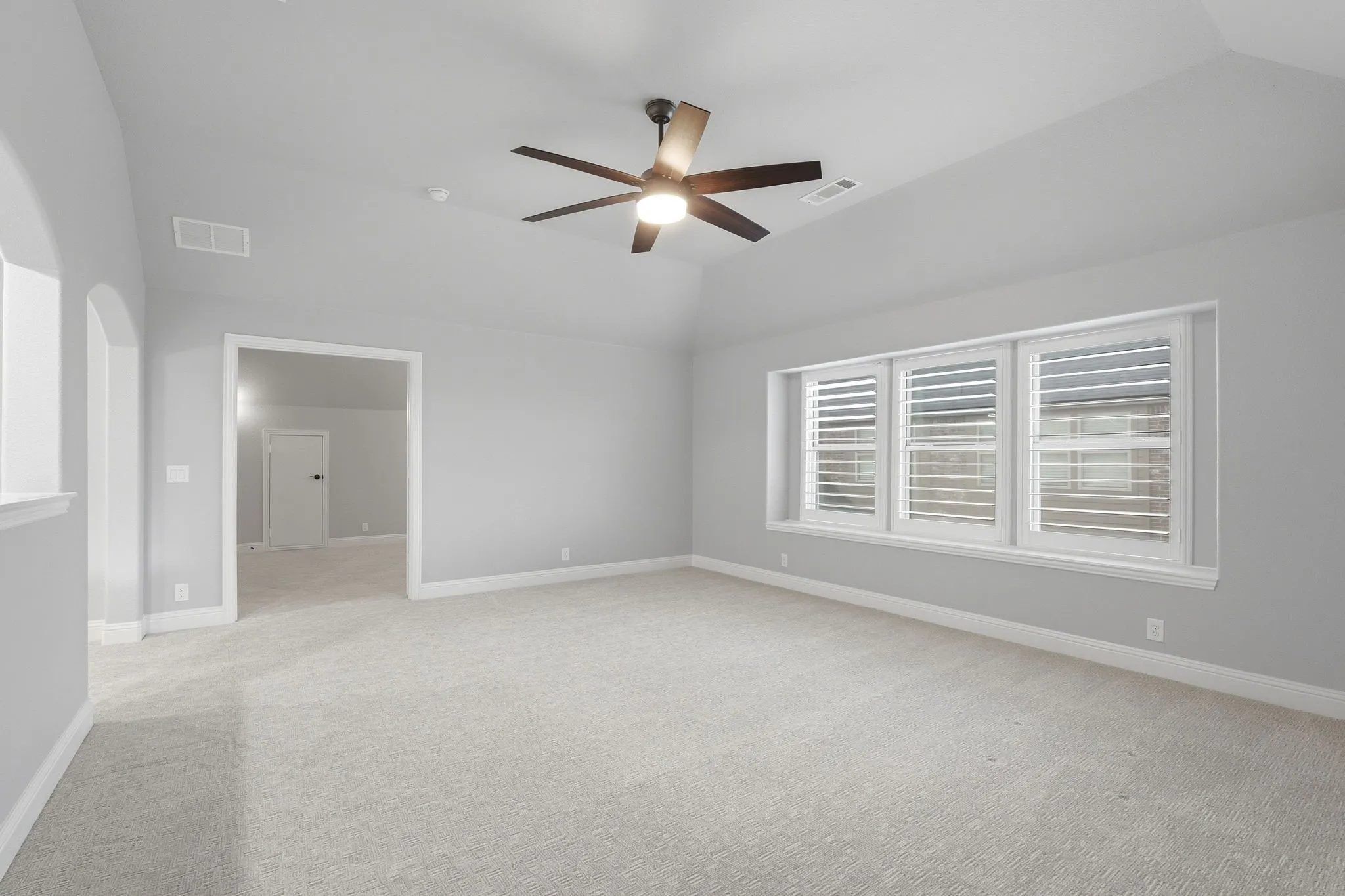Single Family Residence For Sale in Collin County , 4307 Milrany Lane, Melissa, Texas 75454, 5 Bedroom, 3 Bathroom, 3 Garage spaces, 3,409 Sqft, built in 2013, mls#21338017, Real Estate Agent in Melissa, Homes For Sale in Collin county, Homes For Sale in Melissa, Realtor in Melissa Texas, Real Estate Brokerage Independent Realty Texas, Luminita Cordes Realtor