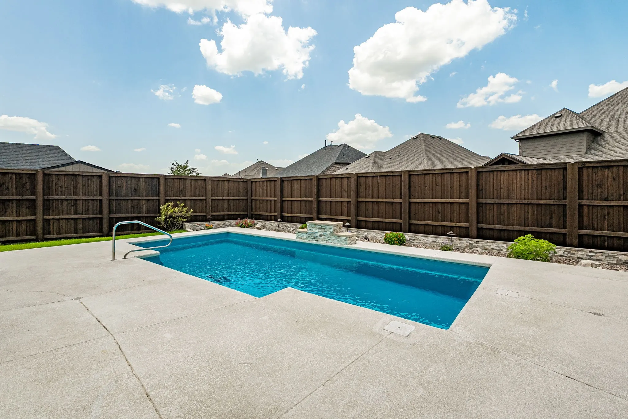 Single Family Residence For Sale in Collin County , 4307 Milrany Lane, Melissa, Texas 75454, 5 Bedroom, 3 Bathroom, 3 Garage spaces, 3,409 Sqft, built in 2013, mls#21338017, Real Estate Agent in Melissa, Homes For Sale in Collin county, Homes For Sale in Melissa, Realtor in Melissa Texas, Real Estate Brokerage Independent Realty Texas, Luminita Cordes Realtor