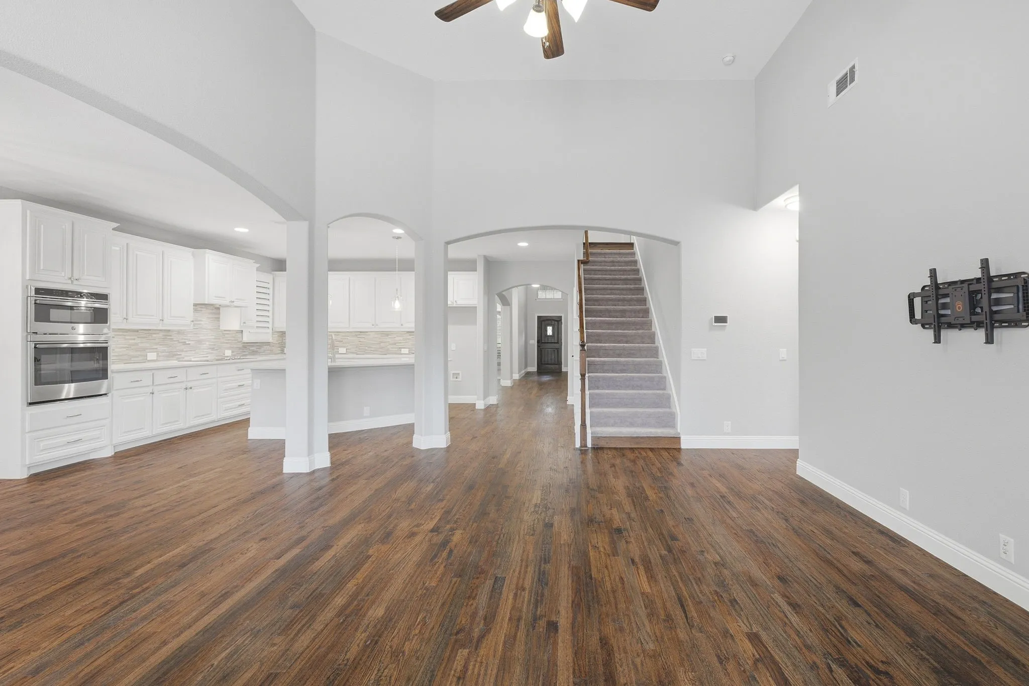 Single Family Residence For Sale in Collin County , 4307 Milrany Lane, Melissa, Texas 75454, 5 Bedroom, 3 Bathroom, 3 Garage spaces, 3,409 Sqft, built in 2013, mls#21338017, Real Estate Agent in Melissa, Homes For Sale in Collin county, Homes For Sale in Melissa, Realtor in Melissa Texas, Real Estate Brokerage Independent Realty Texas, Luminita Cordes Realtor