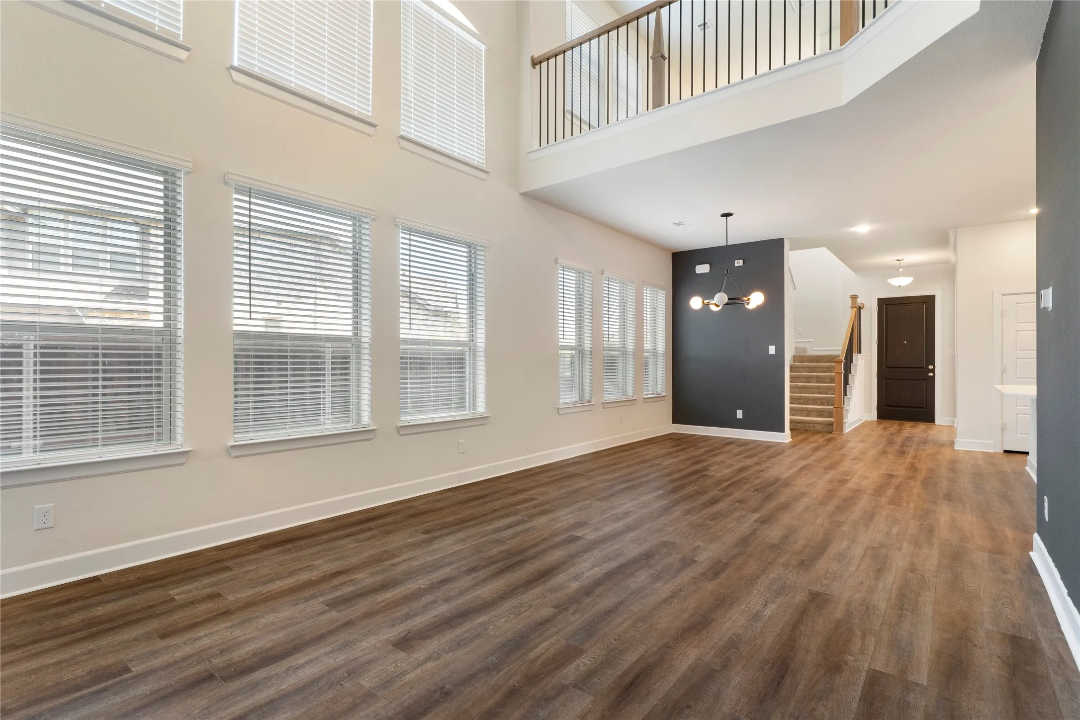 Single Family Residence For Sale in Tarrant County , 4310 Indigo Lark Lane, Arlington, Texas 76005, 3 Bedroom, 3 Bathroom, 2 Garage spaces, 2,200 Sqft, built in 2019, mls#21332824, Real Estate Agent in Arlington, Homes For Sale in Tarrant county, Homes For Sale in Arlington, Realtor in Arlington Texas, Real Estate Brokerage Independent Realty Texas, Luminita Cordes Realtor