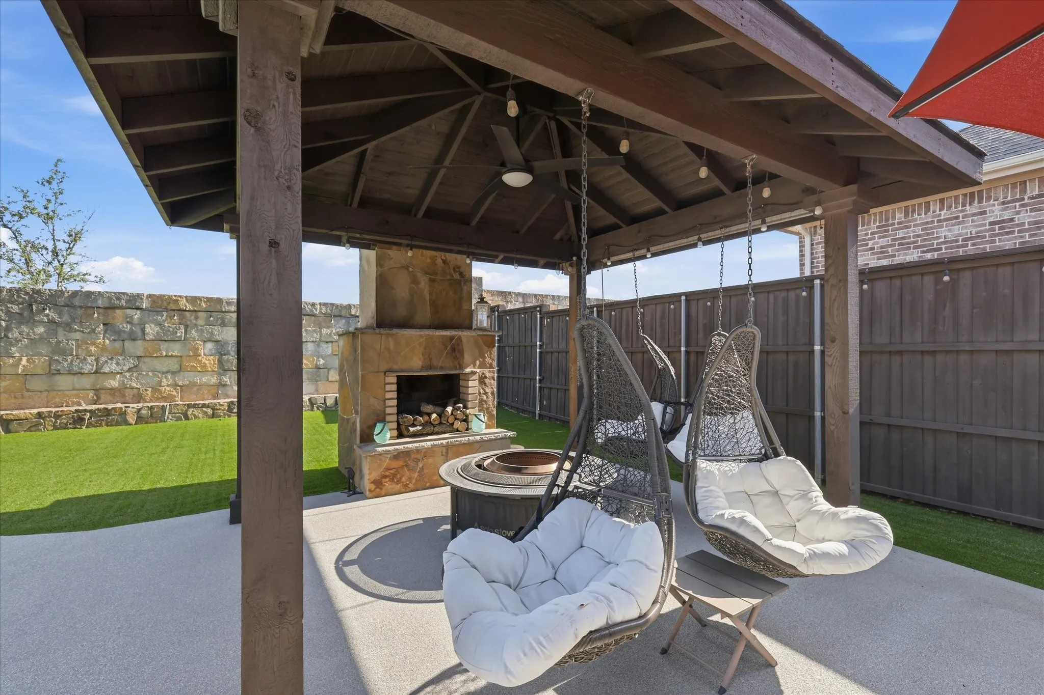 Single Family Residence For Sale in Collin County , 1260 Packsaddle Trail, Prosper, Texas 75078, 4 Bedroom, 4 Bathroom, 3 Garage spaces, 3,656 Sqft, built in 2011, mls#21340196, Real Estate Agent in Prosper, Homes For Sale in Collin county, Homes For Sale in Prosper, Realtor in Prosper Texas, Real Estate Brokerage Independent Realty Texas, Luminita Cordes Realtor