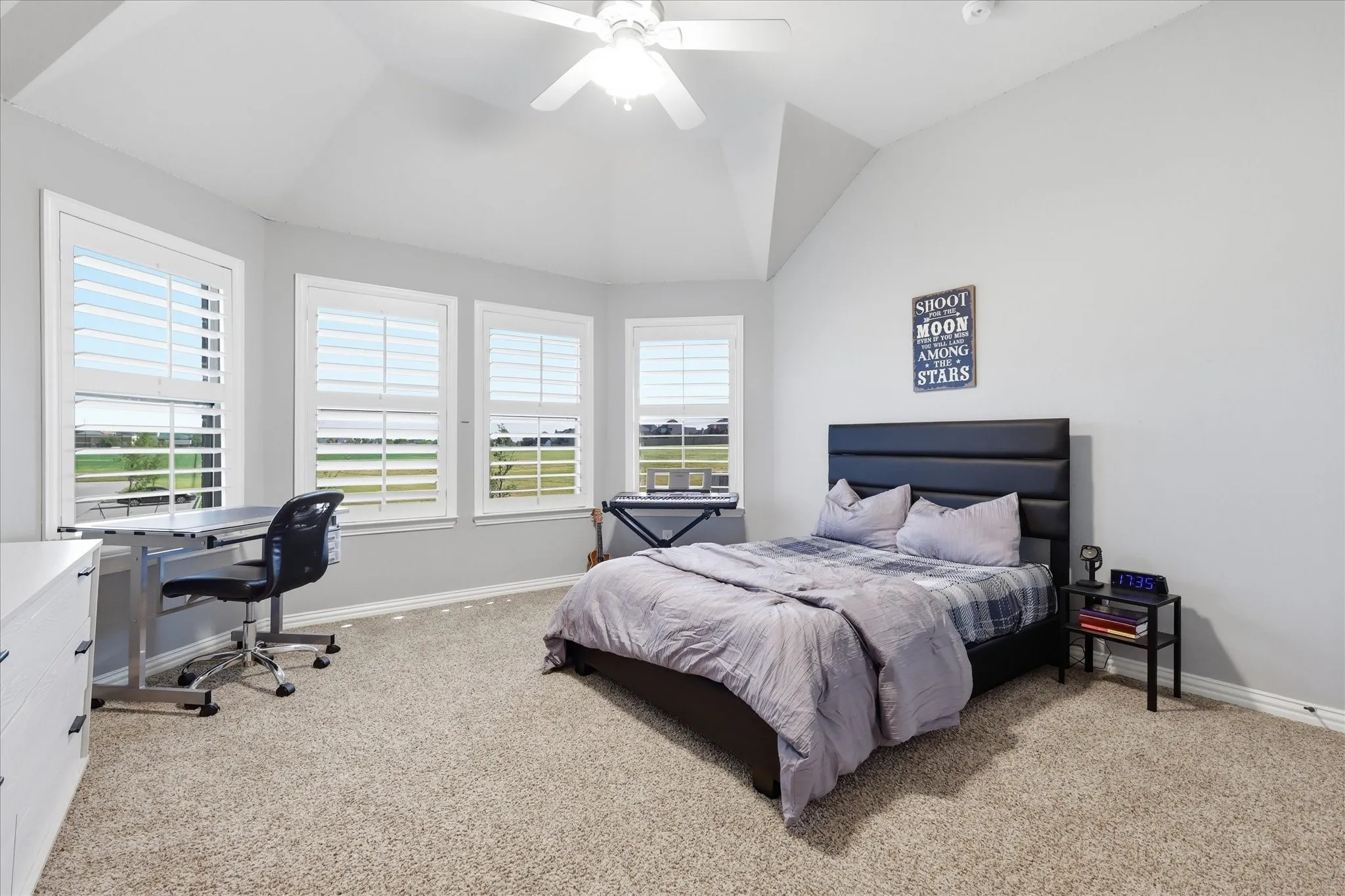Single Family Residence For Sale in Collin County , 1260 Packsaddle Trail, Prosper, Texas 75078, 4 Bedroom, 4 Bathroom, 3 Garage spaces, 3,656 Sqft, built in 2011, mls#21340196, Real Estate Agent in Prosper, Homes For Sale in Collin county, Homes For Sale in Prosper, Realtor in Prosper Texas, Real Estate Brokerage Independent Realty Texas, Luminita Cordes Realtor